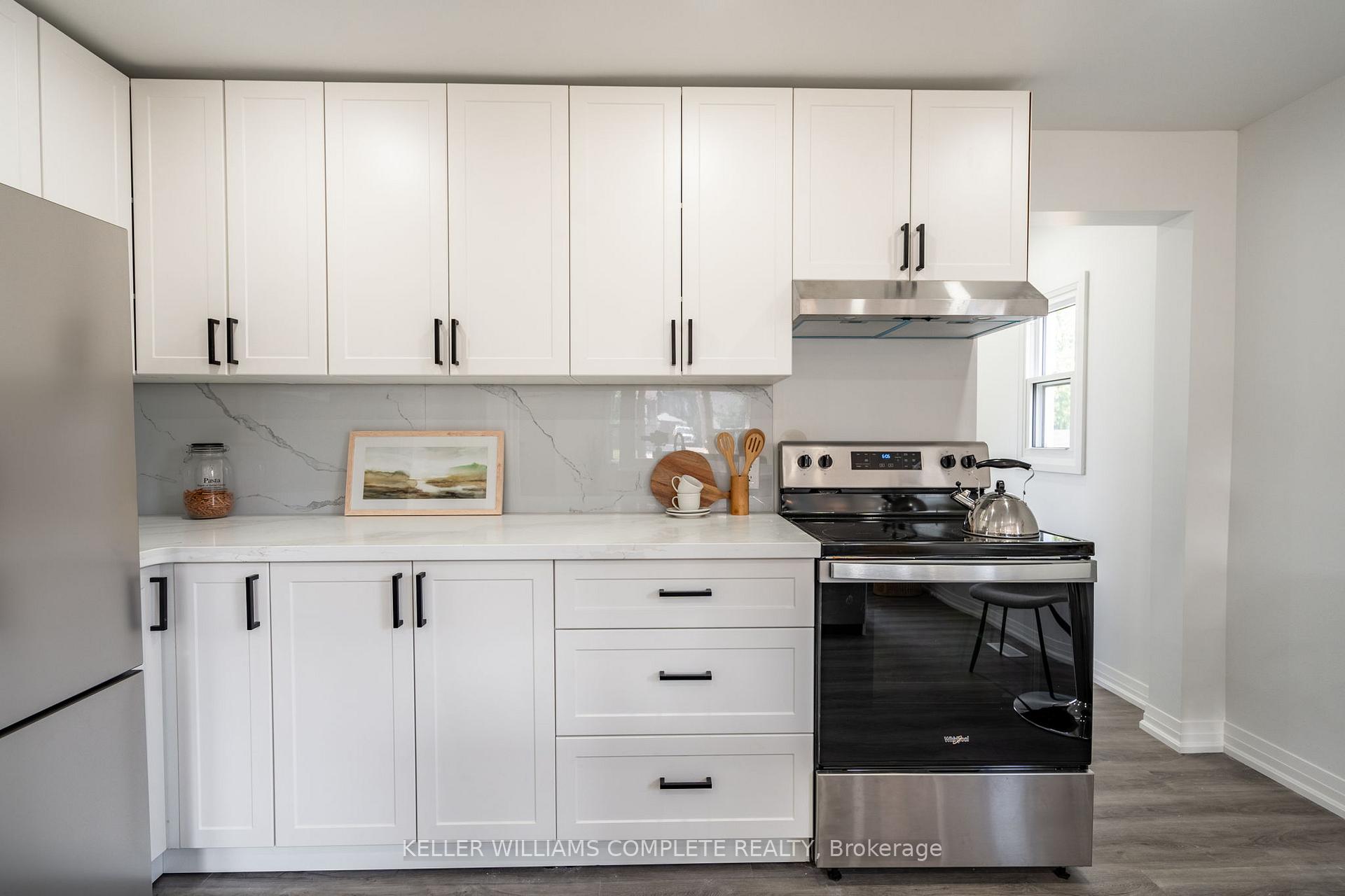 Photo 20 of 85 Walter Avenue N, Hamilton, Normanhurst — HOMEH