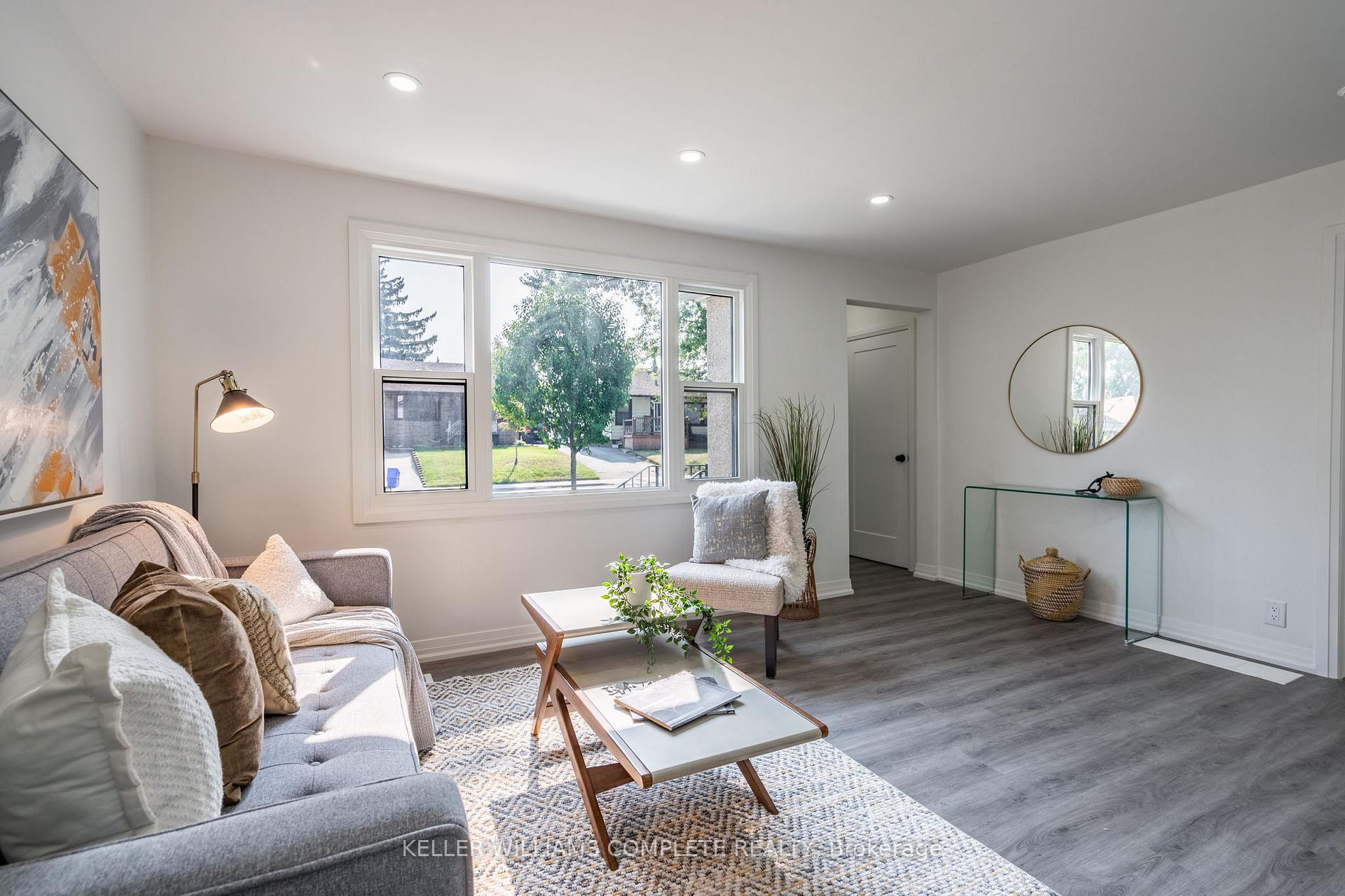 Photo 28 of 85 Walter Avenue N, Hamilton, Normanhurst — HOMEH
