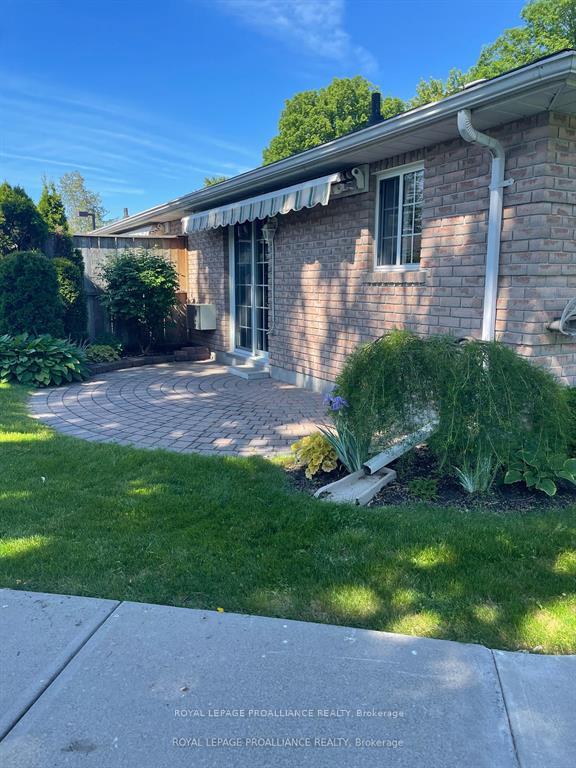 Photo 13 of Unit 16, 351 Cannifton Road N, Belleville, Thurlow Ward — HOMEH
