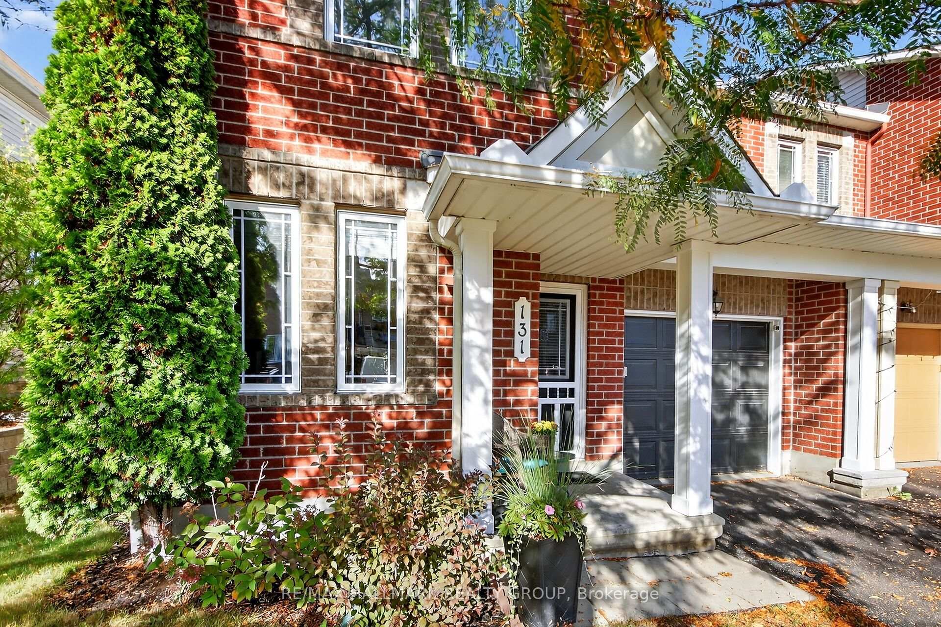 Photo 2 of 131 Harbour View Street, Ottawa, Barrhaven - Strandherd — HOMEH