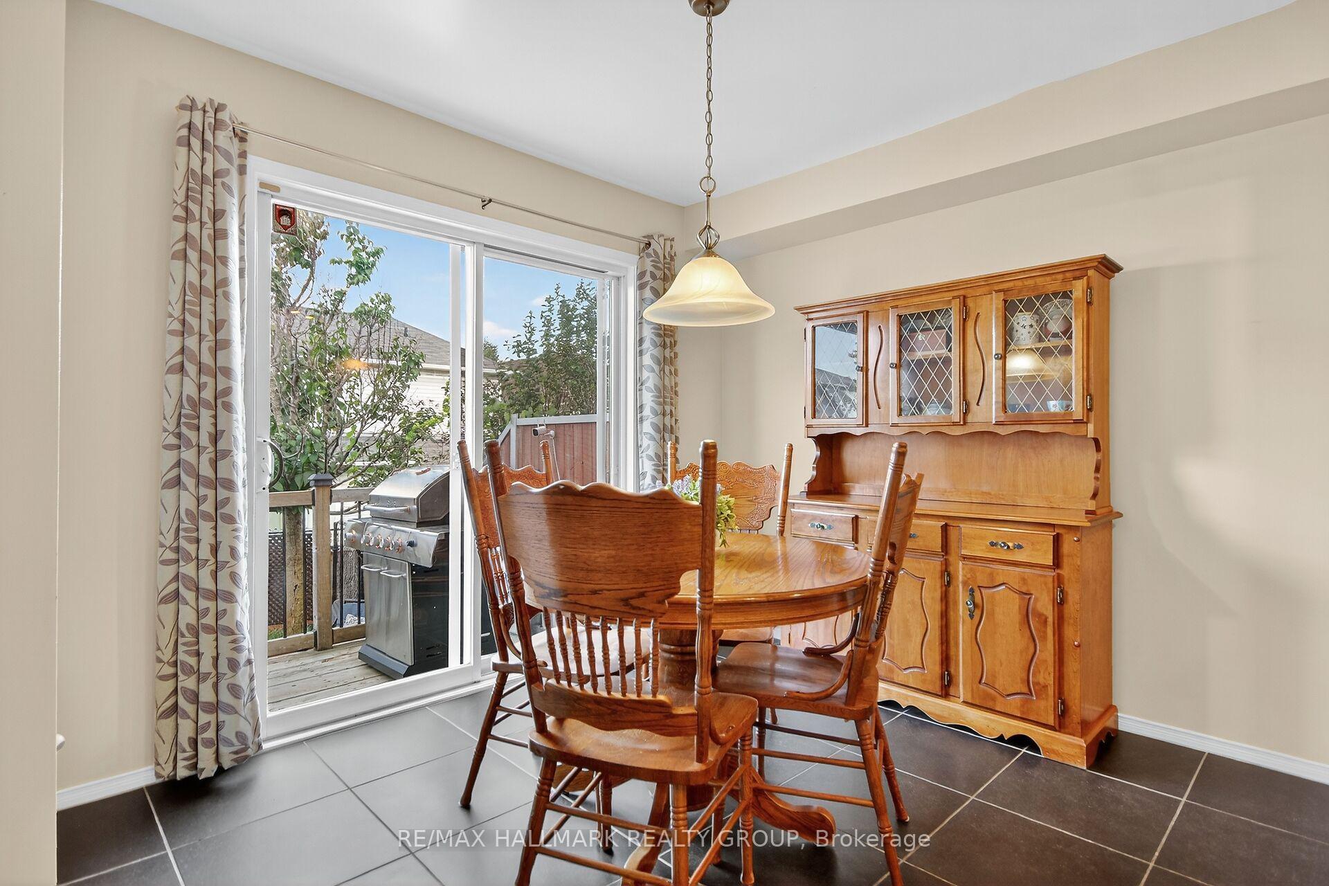 Photo 17 of 131 Harbour View Street, Ottawa, Barrhaven - Strandherd — HOMEH