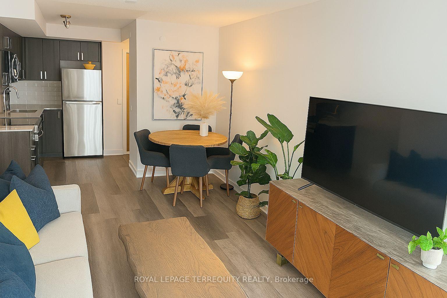 Photo 3 of Unit 1106, 1435 Celebration Drive, Pickering, Bay Ridges — HOMEH