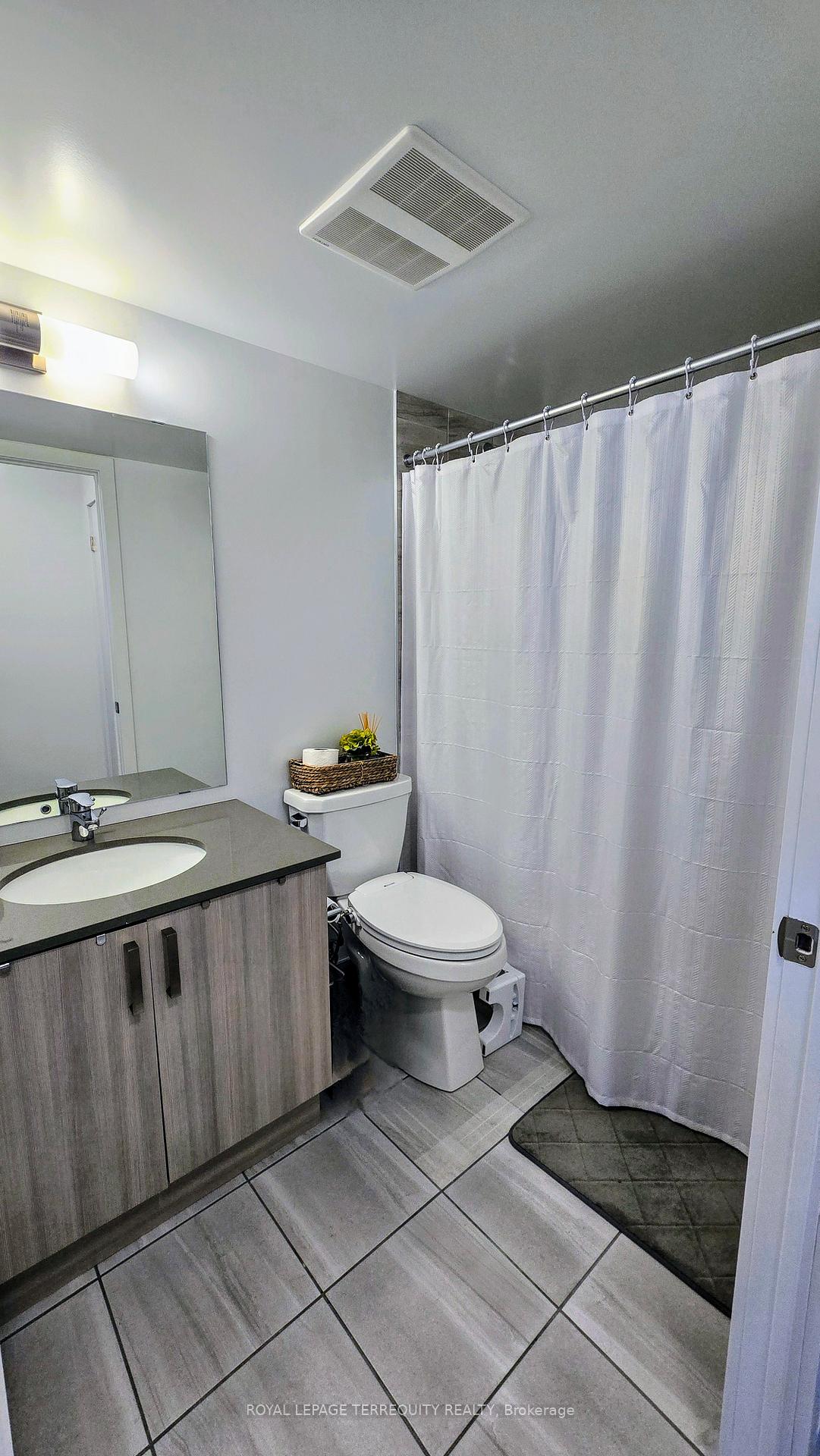 Photo 6 of Unit 1106, 1435 Celebration Drive, Pickering, Bay Ridges — HOMEH