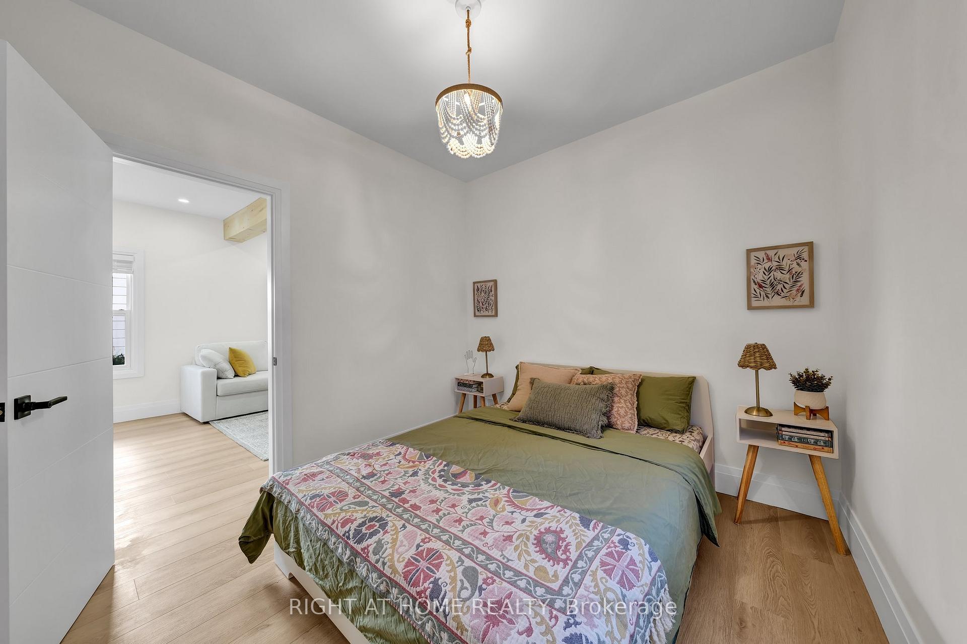 Photo 19 of 33 Rodman Street, St. Catharines, Downtown — HOMEH