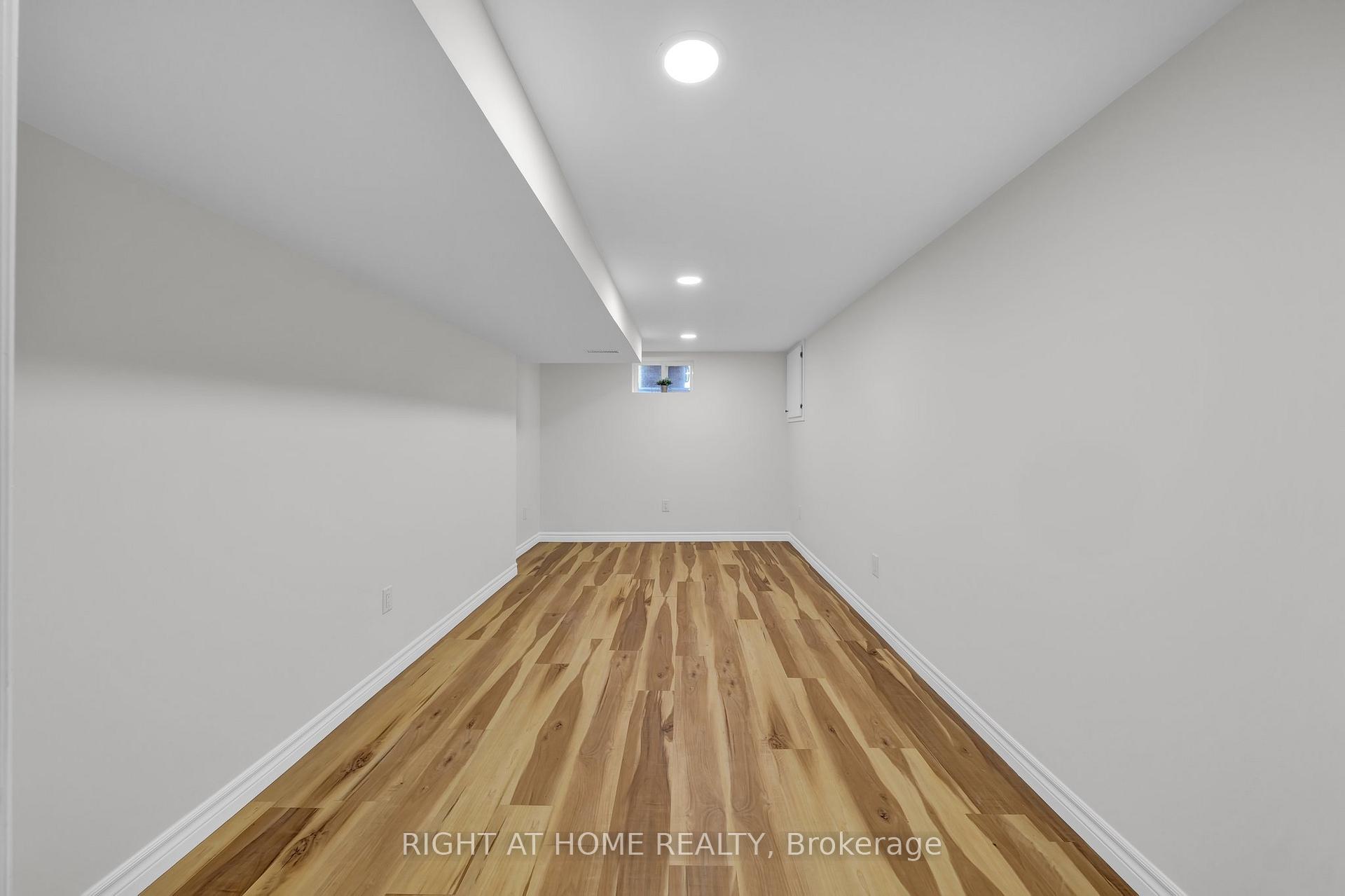 Photo 41 of 33 Rodman Street, St. Catharines, Downtown — HOMEH
