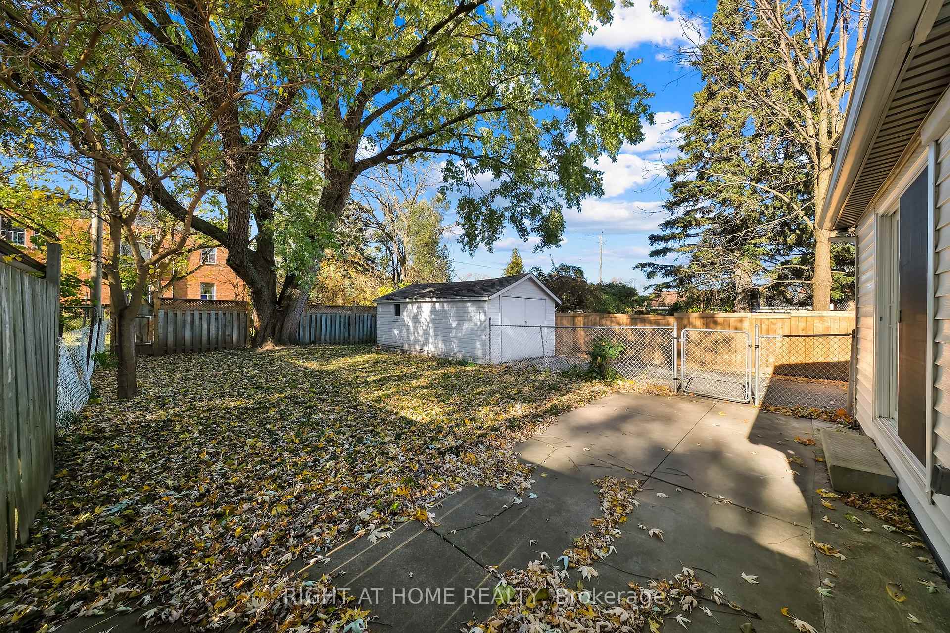 Photo 45 of 33 Rodman Street, St. Catharines, Downtown — HOMEH