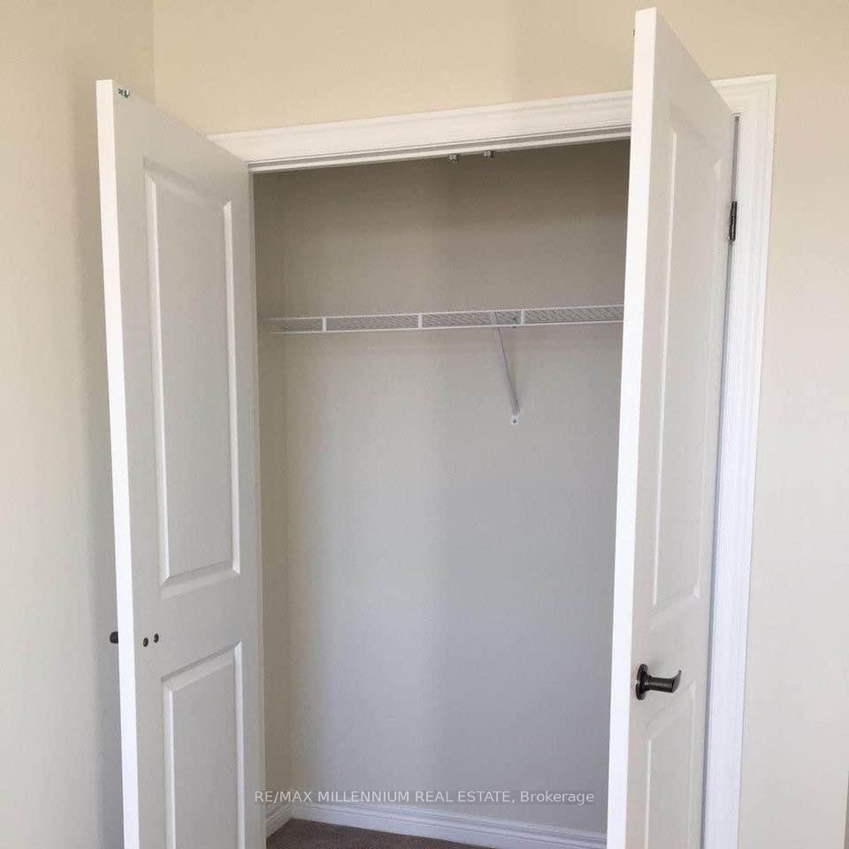 Photo 11 of Unit 502, 39 New Delhi Drive, Markham, Cedarwood — HOMEH