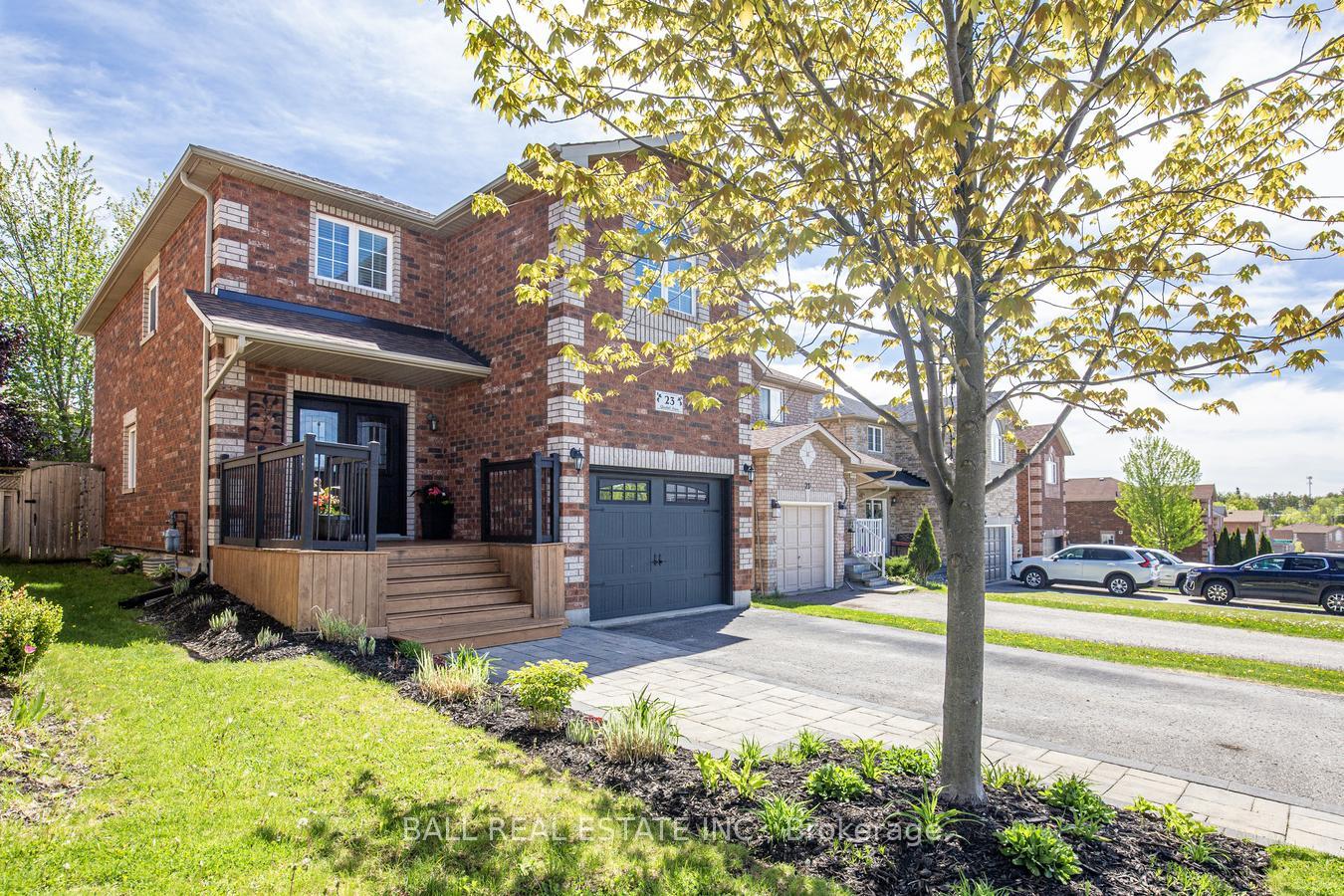 Photo 3 of 23 Glenhill Drive, Barrie, Painswick South — HOMEH