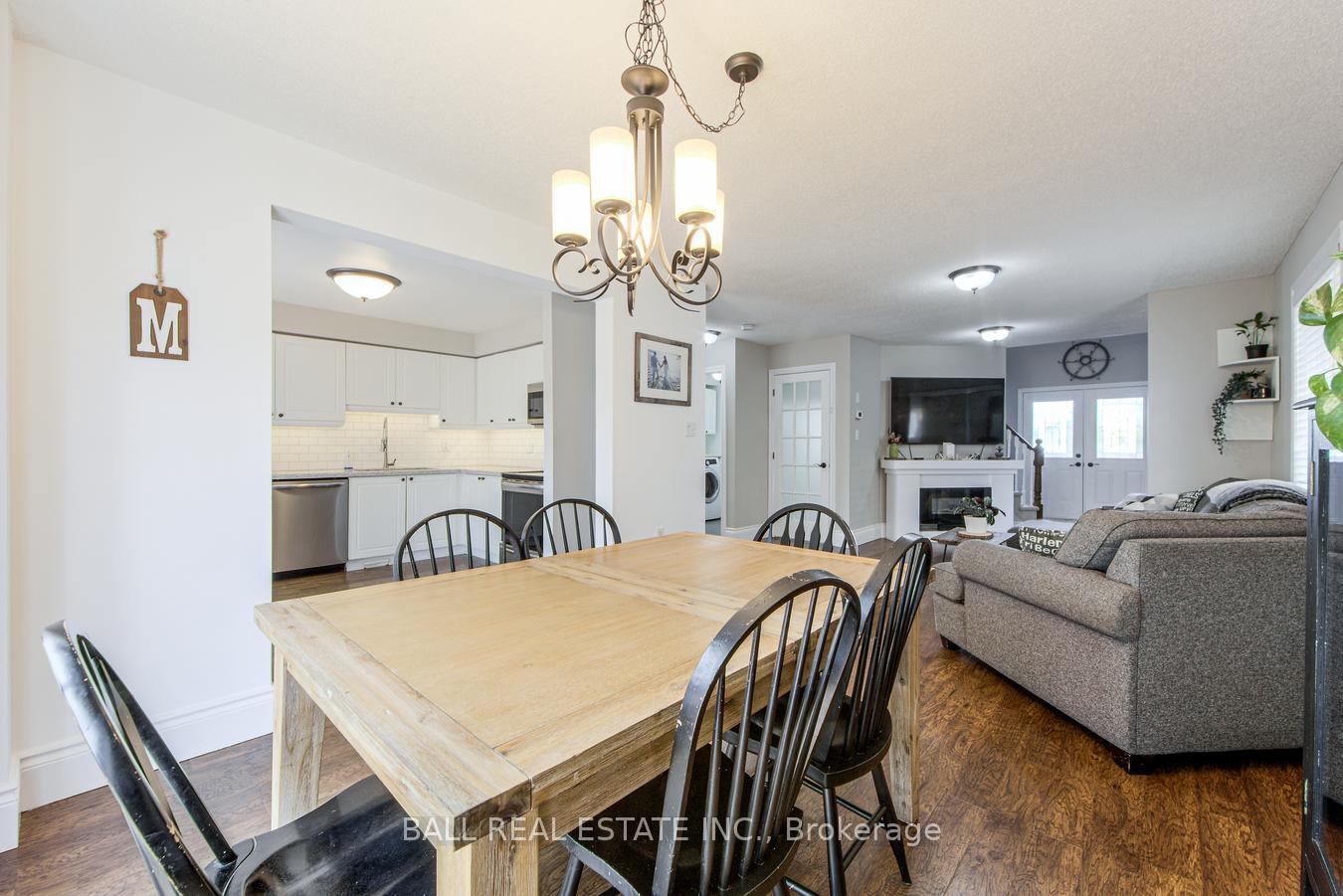 Photo 17 of 23 Glenhill Drive, Barrie, Painswick South — HOMEH