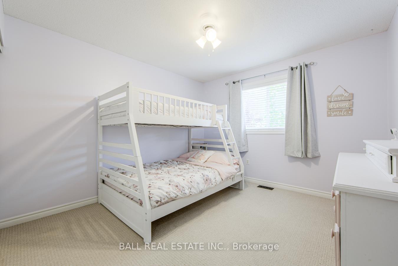 Photo 34 of 23 Glenhill Drive, Barrie, Painswick South — HOMEH