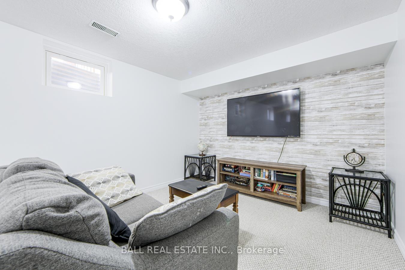 Photo 41 of 23 Glenhill Drive, Barrie, Painswick South — HOMEH