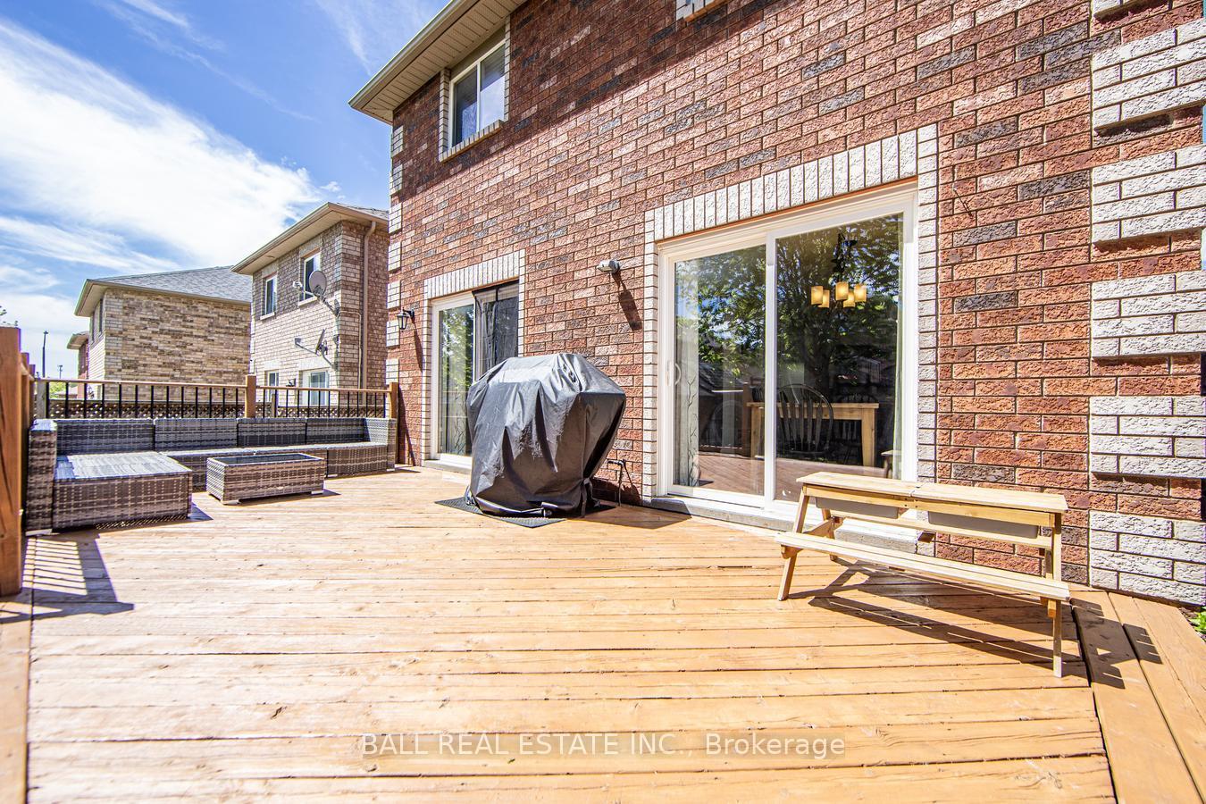 Photo 47 of 23 Glenhill Drive, Barrie, Painswick South — HOMEH