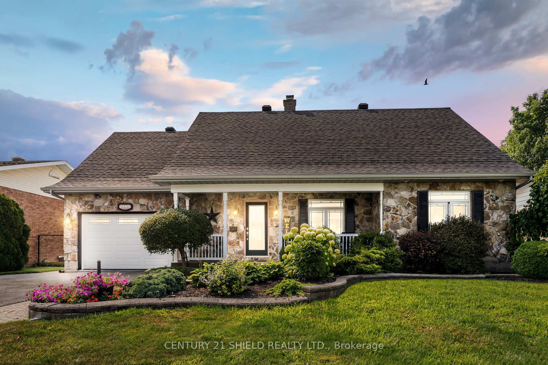 Photo 1 of 1989 Belvedere Crescent, Cornwall — HOMEH