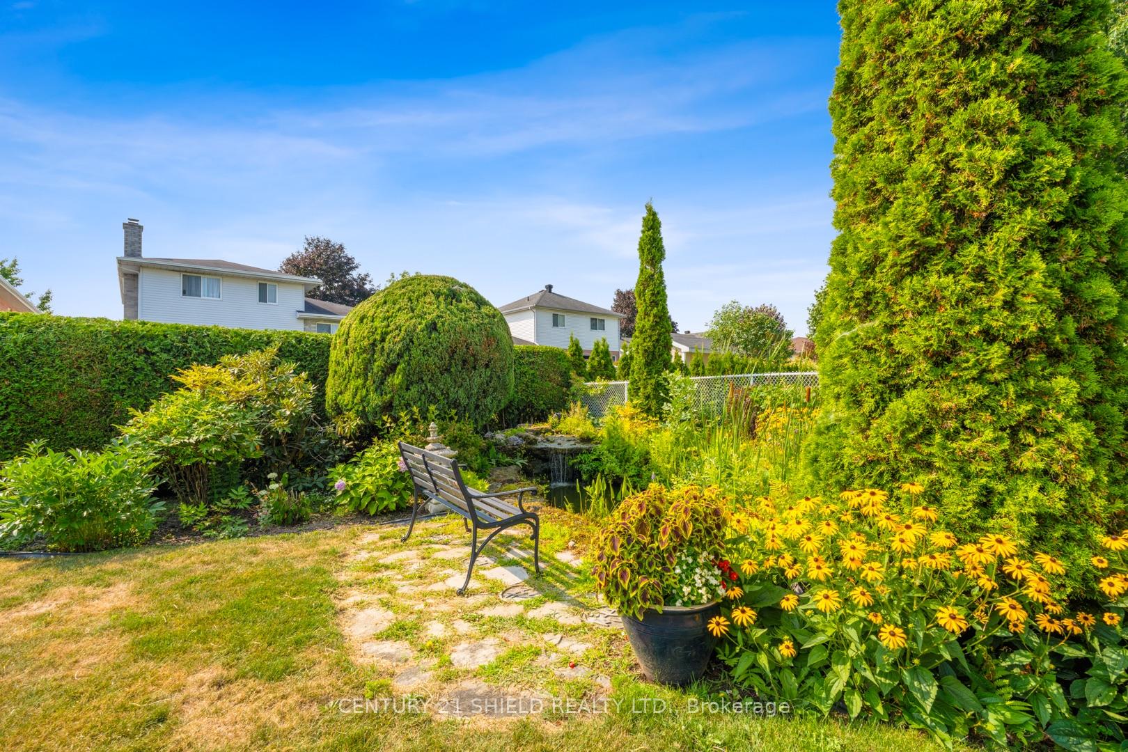 Photo 11 of 1989 Belvedere Crescent, Cornwall — HOMEH