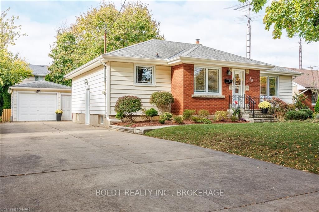 Photo 1 of 33 Patricia Drive, St. Catharines, Carlton/Bunting — HOMEH