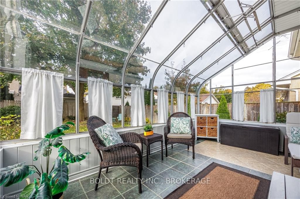 Photo 22 of 33 Patricia Drive, St. Catharines, Carlton/Bunting — HOMEH