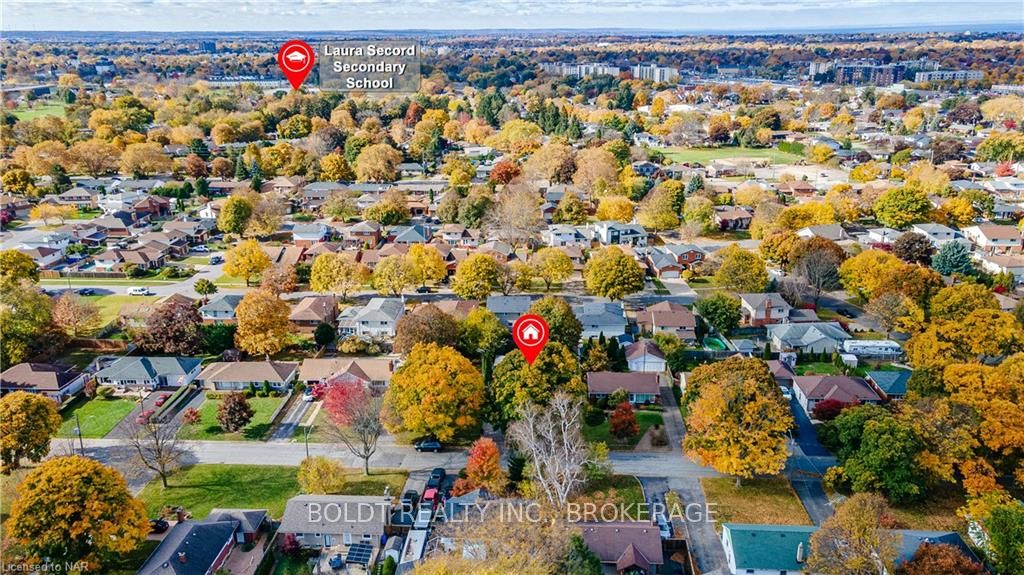 Photo 34 of 33 Patricia Drive, St. Catharines, Carlton/Bunting — HOMEH