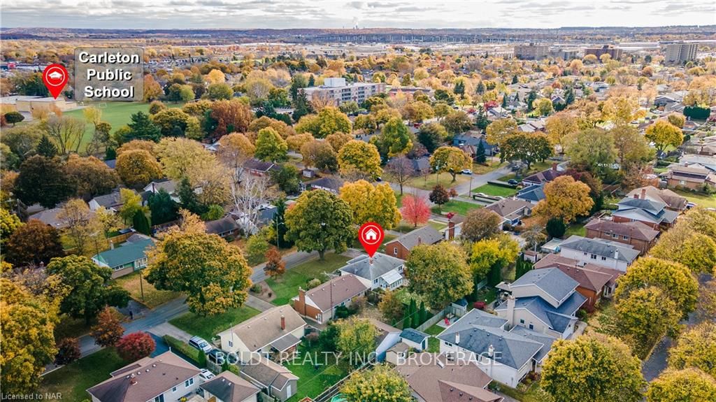 Photo 37 of 33 Patricia Drive, St. Catharines, Carlton/Bunting — HOMEH
