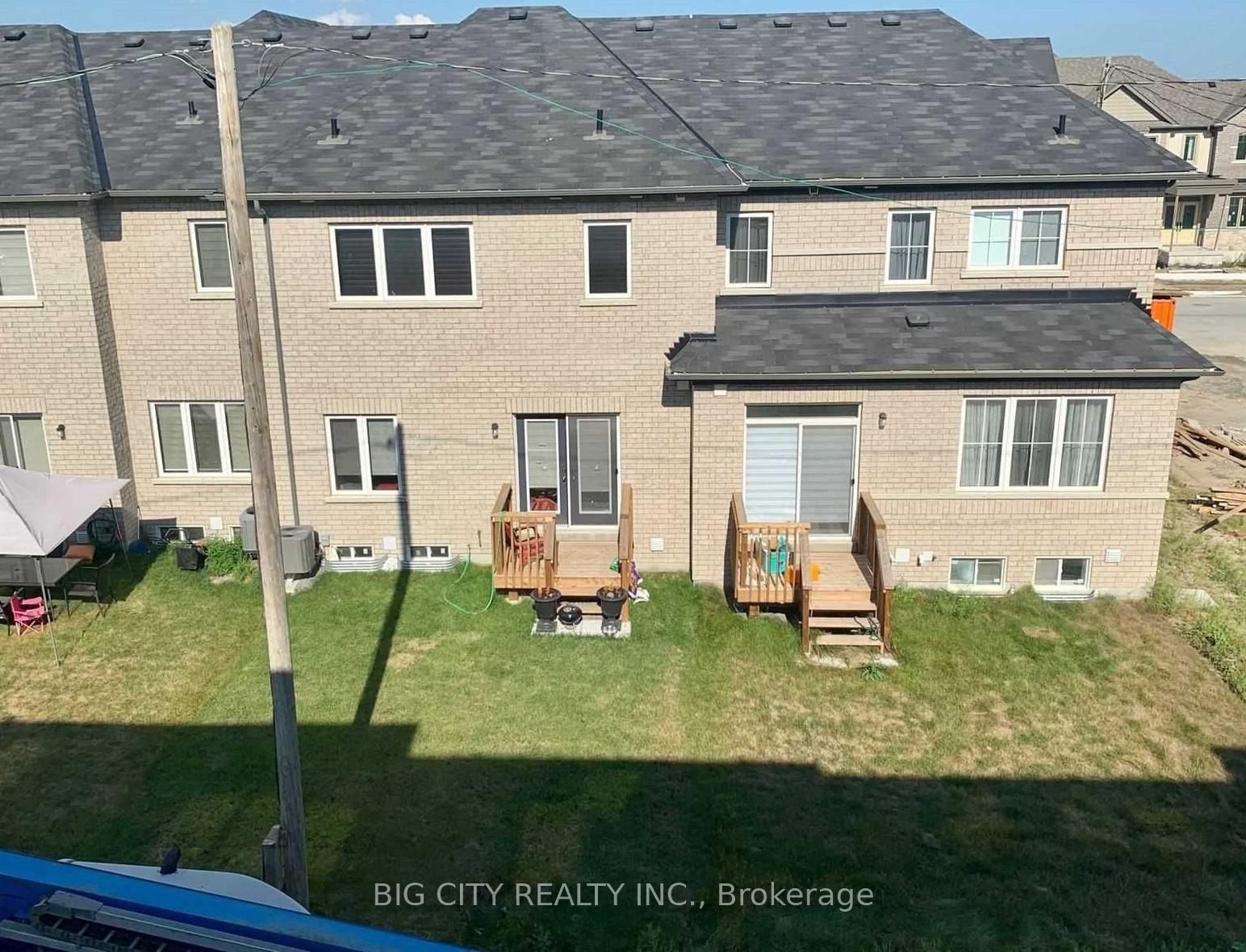 Photo 6 of 78 Honey Crisp Lane, Clarington, Bowmanville — HOMEH