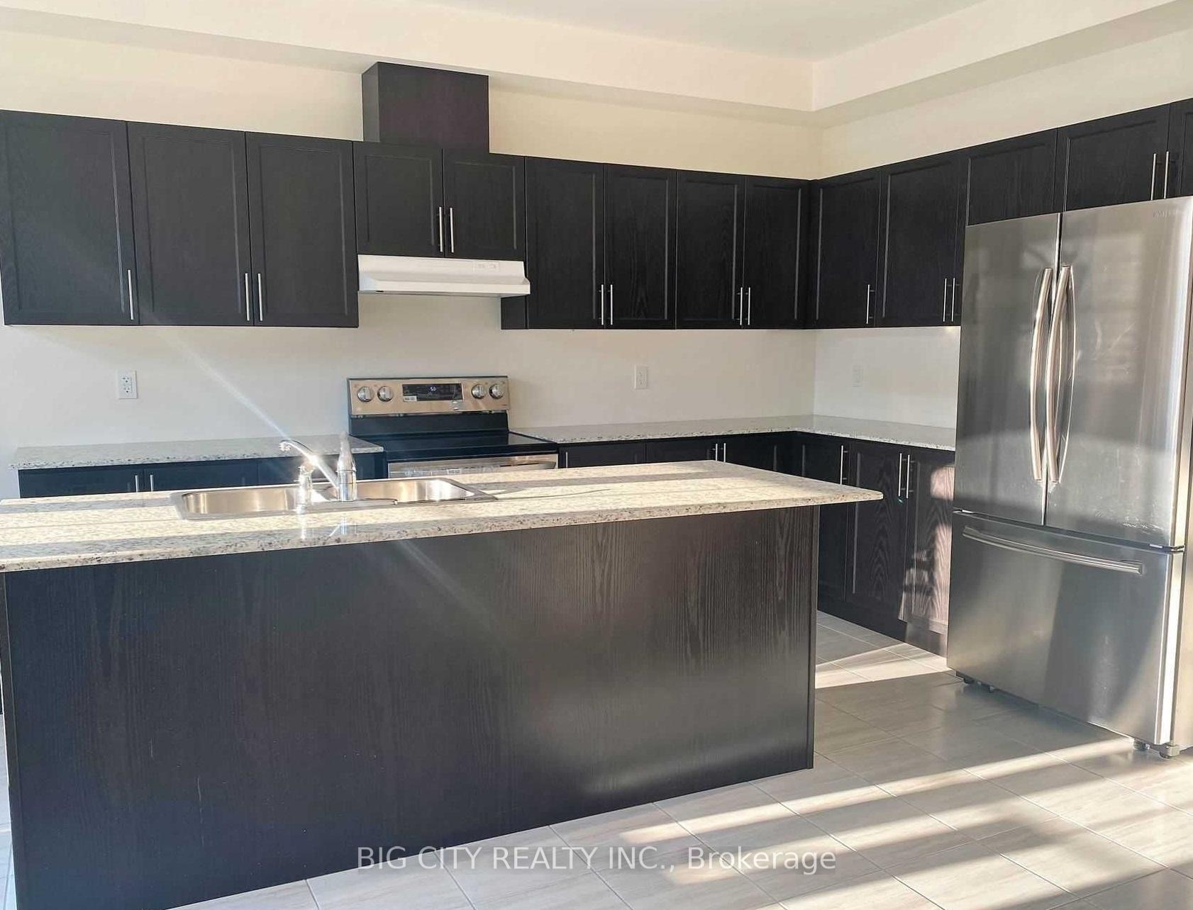 Photo 10 of 78 Honey Crisp Lane, Clarington, Bowmanville — HOMEH