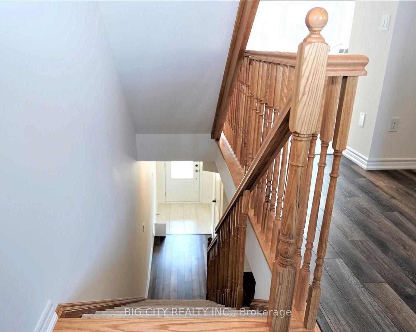 Photo 28 of 78 Honey Crisp Lane, Clarington, Bowmanville — HOMEH