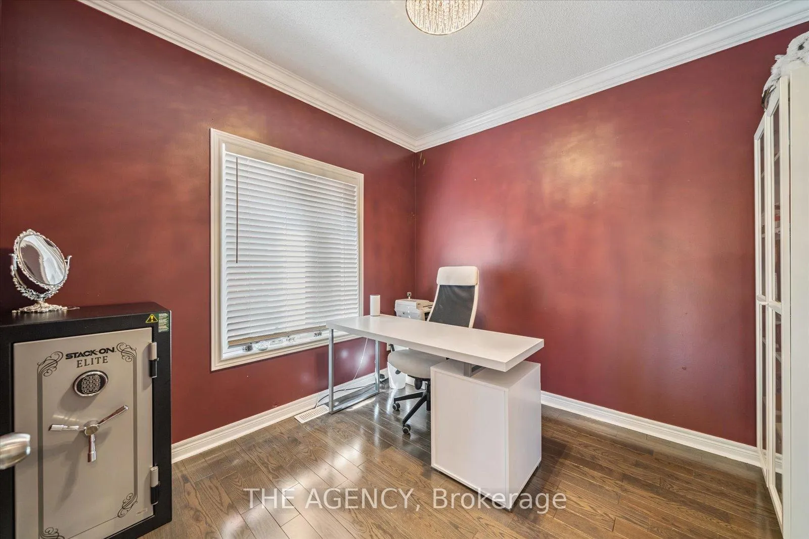 Photo 13 of 32 Timna Crescent, Vaughan, Patterson — HOMEH