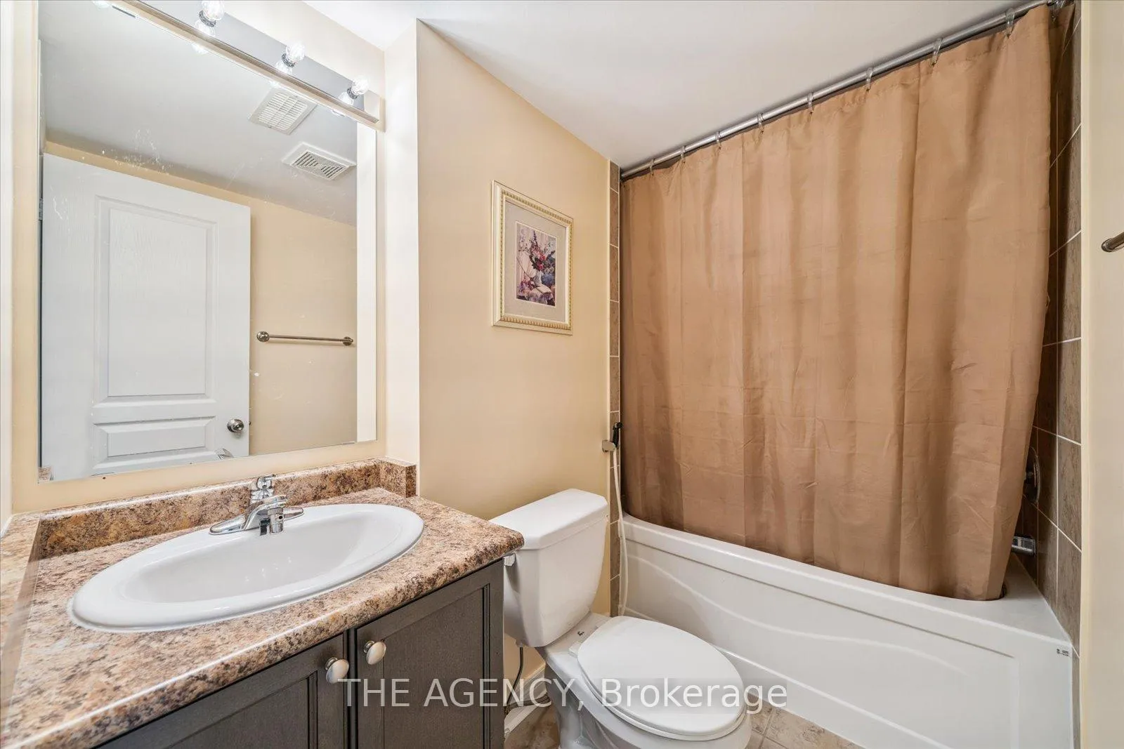 Photo 29 of 32 Timna Crescent, Vaughan, Patterson — HOMEH