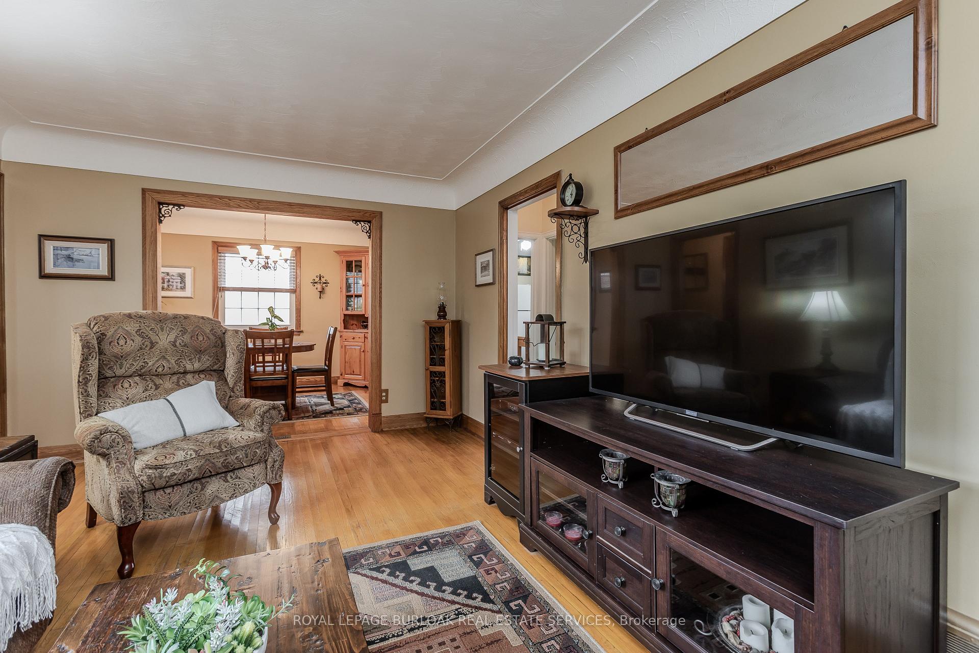 Photo 21 of 1 Wilmar Court, Hamilton, Dundas — HOMEH