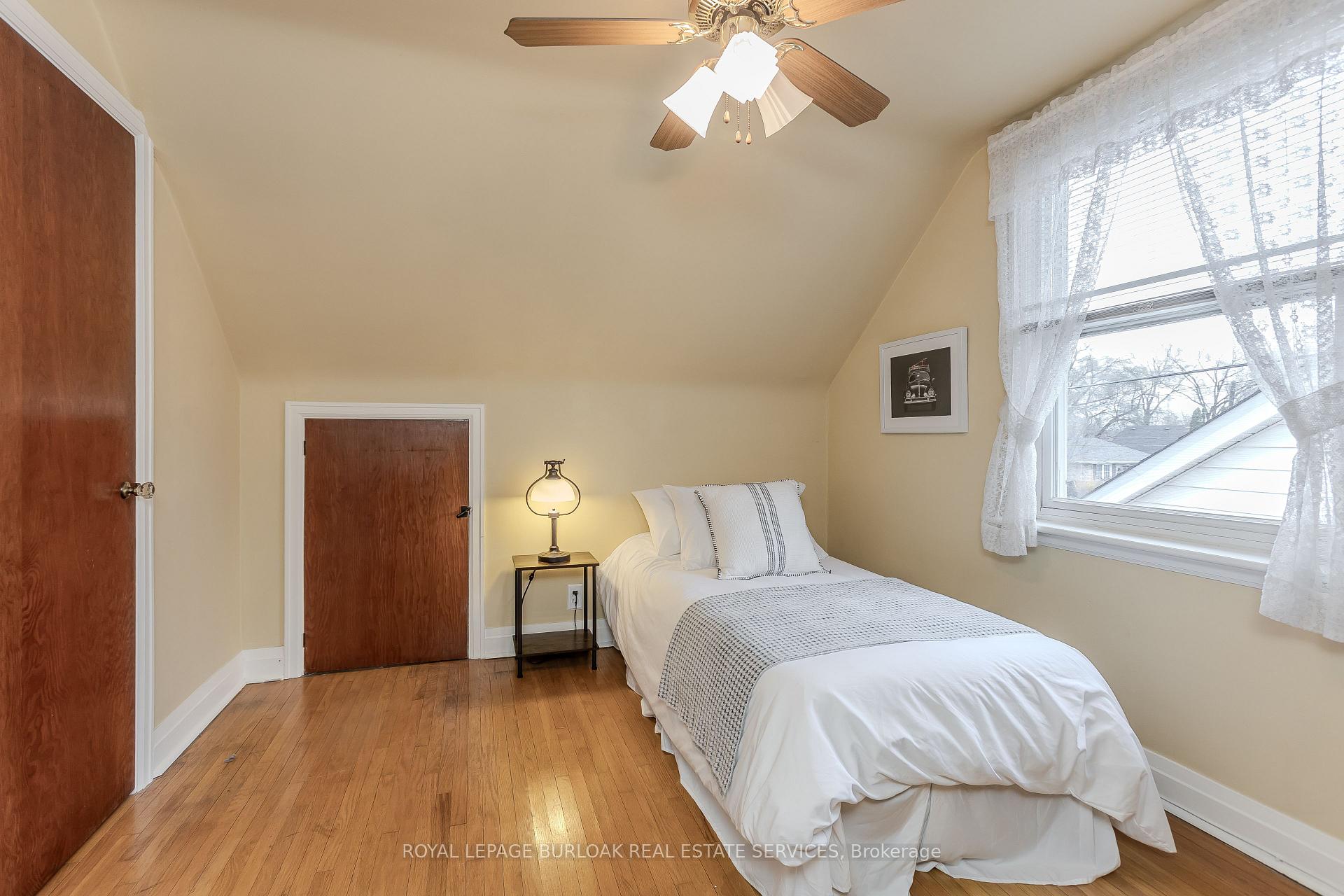 Photo 26 of 1 Wilmar Court, Hamilton, Dundas — HOMEH