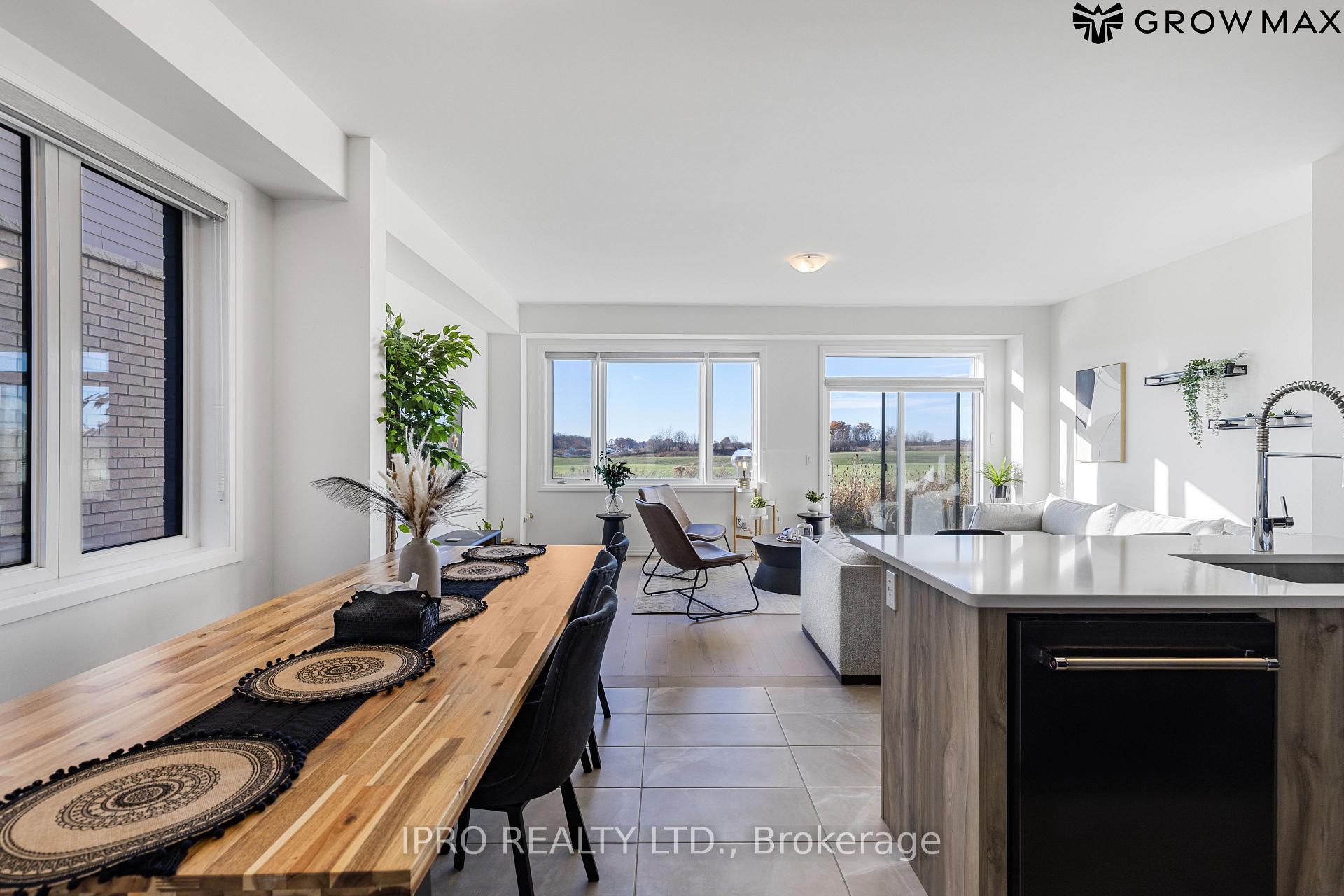 Photo 7 of 112 Freedom Crescent, Hamilton, Mount Hope — HOMEH
