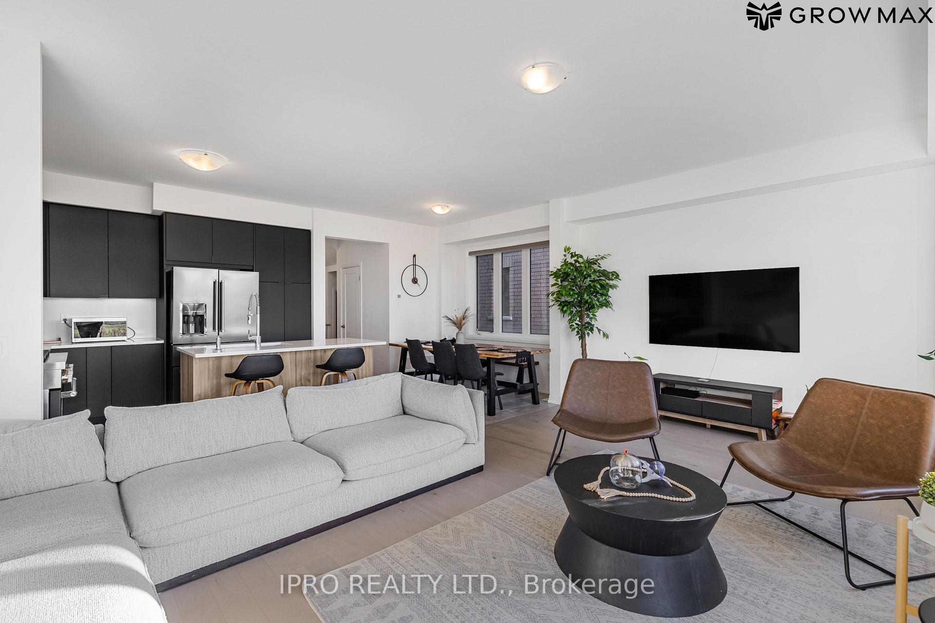 Photo 9 of 112 Freedom Crescent, Hamilton, Mount Hope — HOMEH