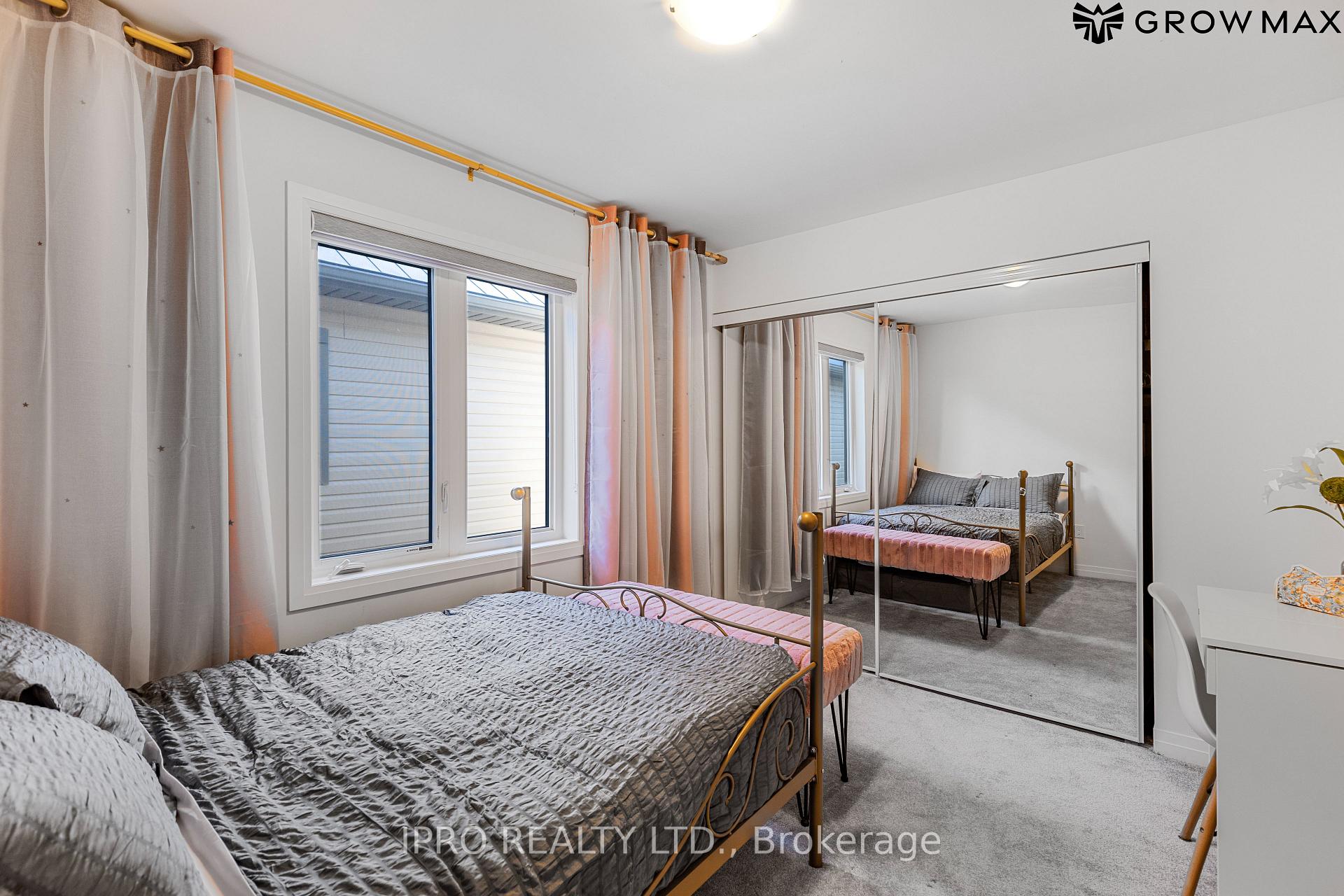Photo 47 of 112 Freedom Crescent, Hamilton, Mount Hope — HOMEH