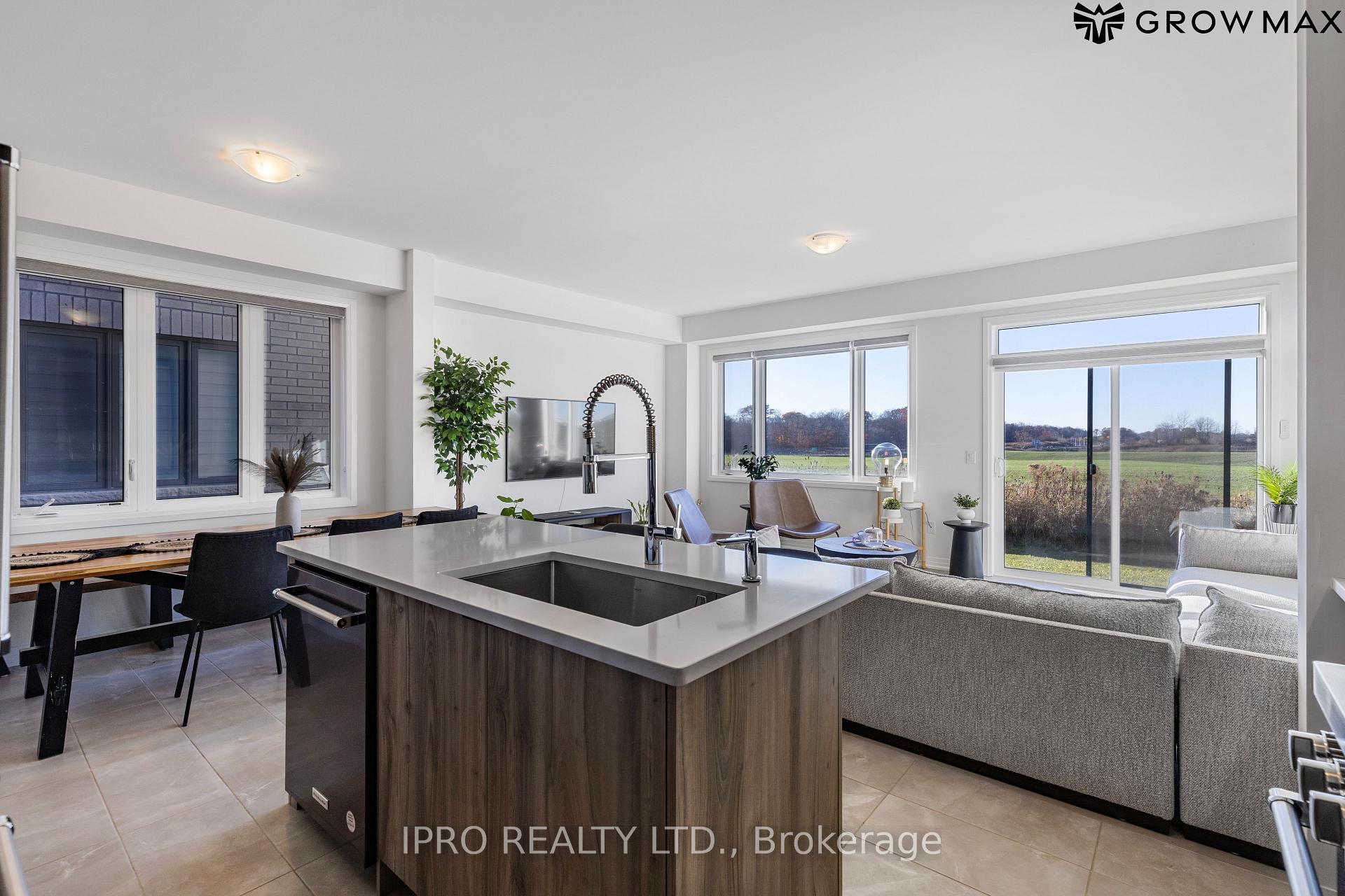 Photo 30 of 112 Freedom Crescent, Hamilton, Mount Hope — HOMEH