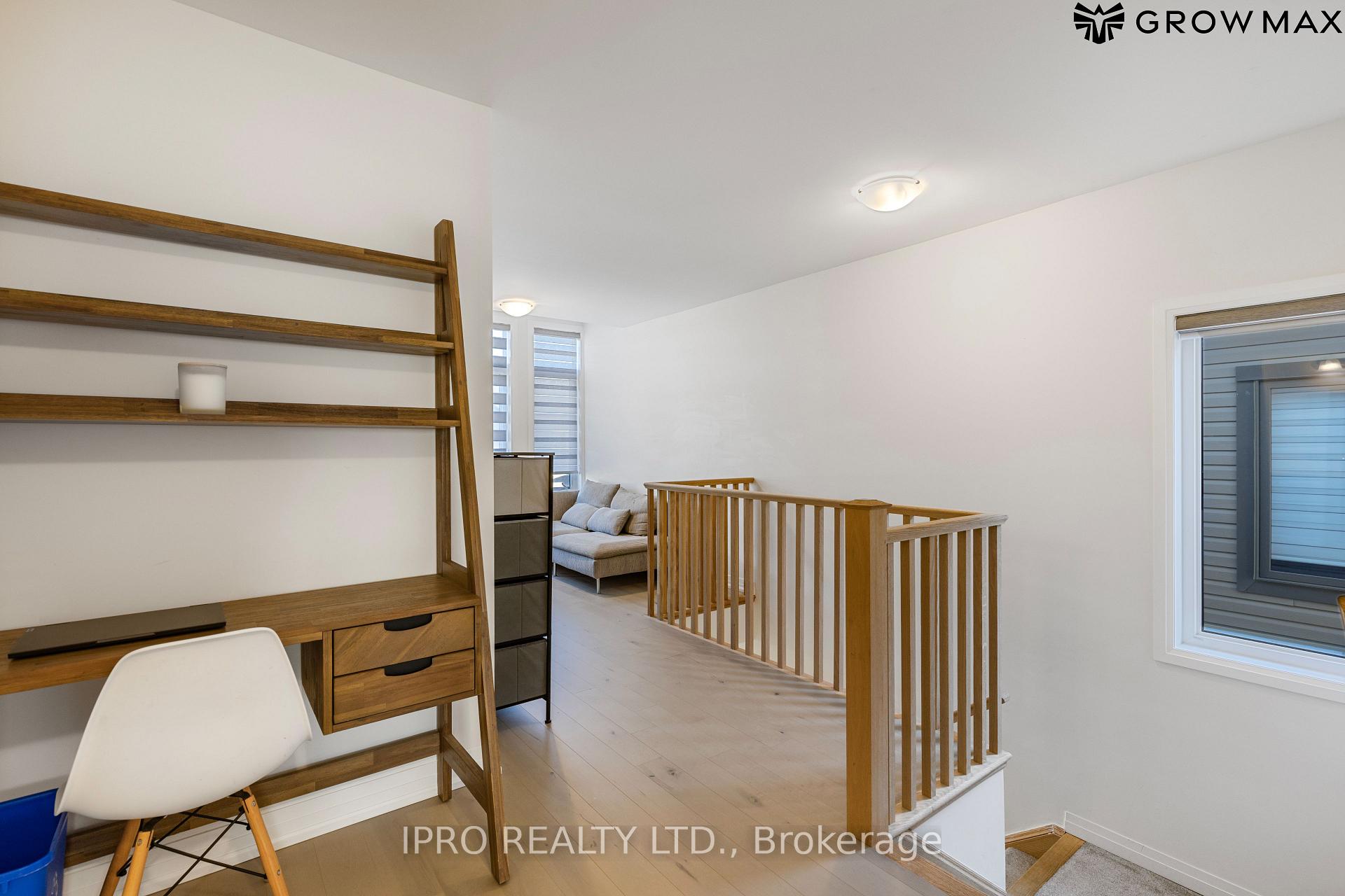 Photo 61 of 112 Freedom Crescent, Hamilton, Mount Hope — HOMEH