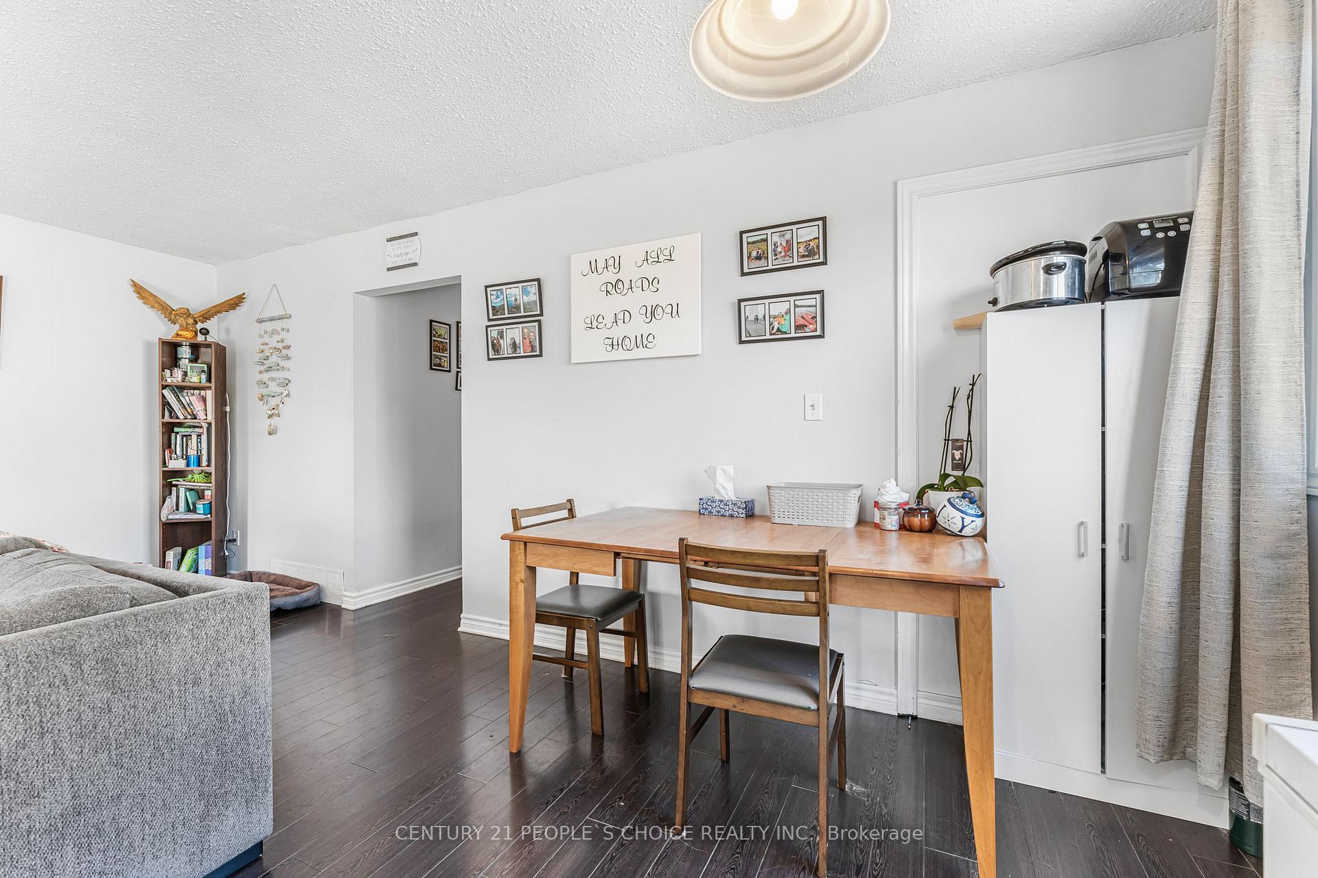 Photo 10 of 49 Hill Park Lane, St. Catharines, Fairview — HOMEH