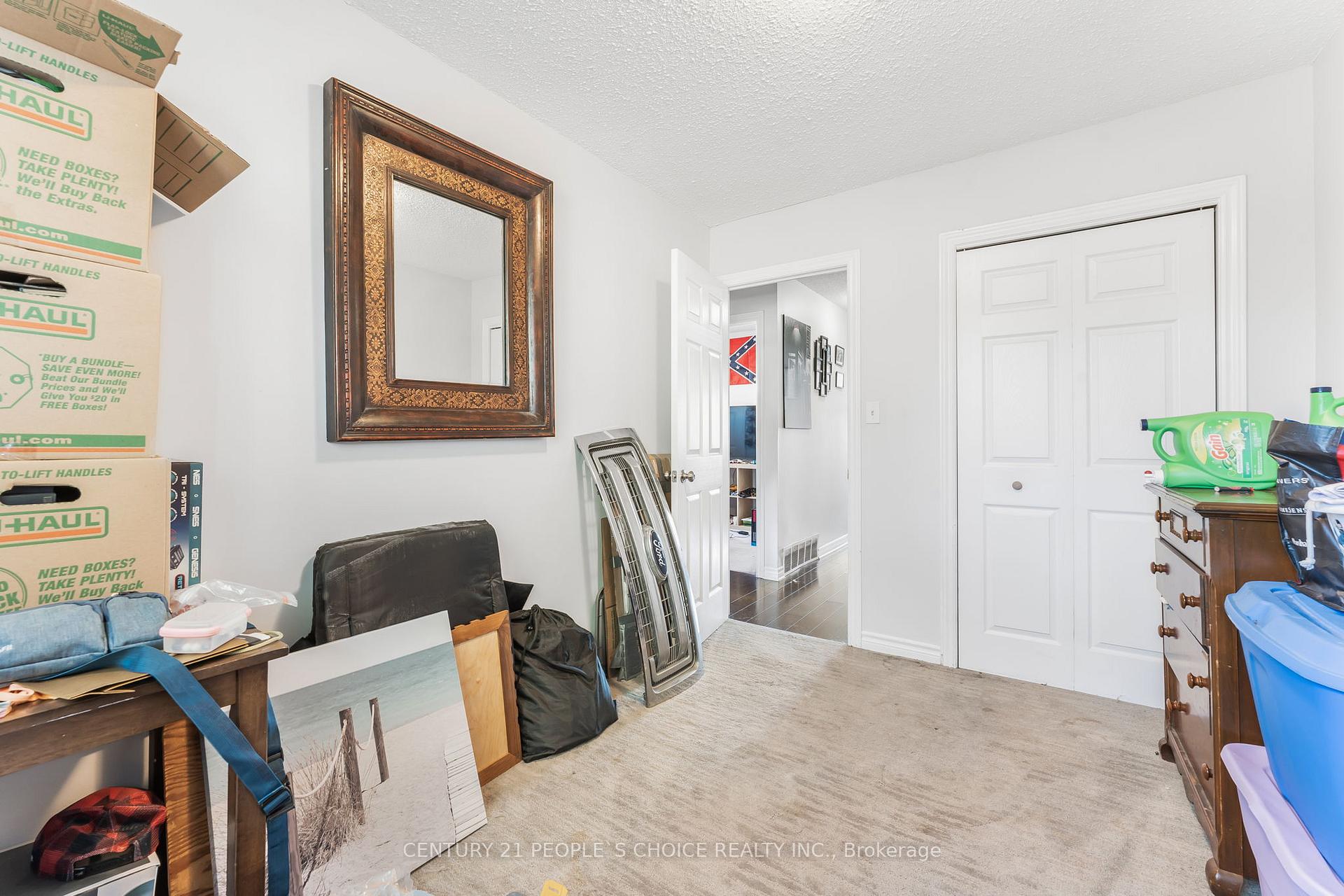 Photo 23 of 49 Hill Park Lane, St. Catharines, Fairview — HOMEH
