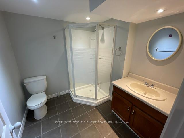 Photo 38 of 49 Hill Park Lane, St. Catharines, Fairview — HOMEH