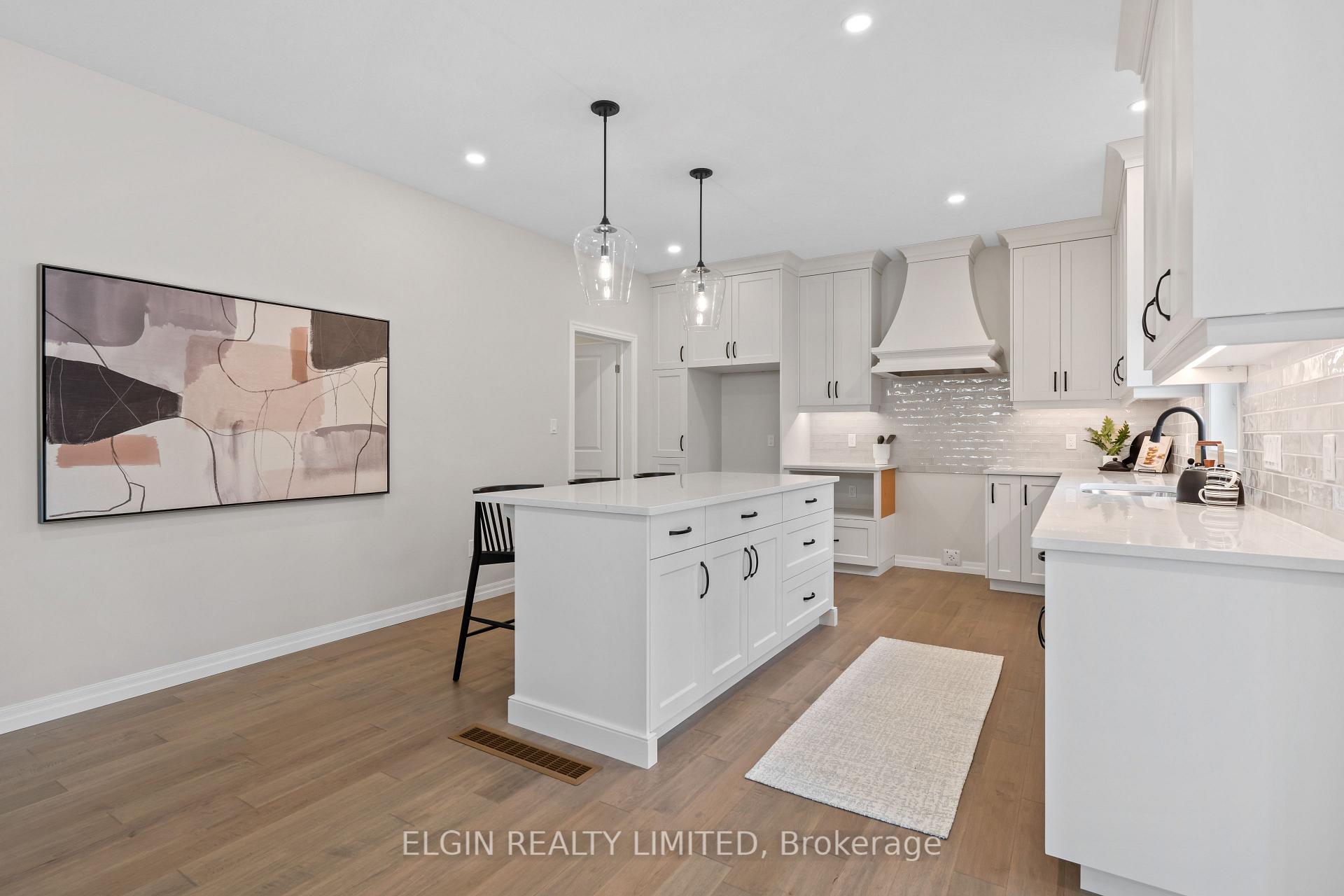 Photo 14 of 39 Dunning Way, St. Thomas — HOMEH