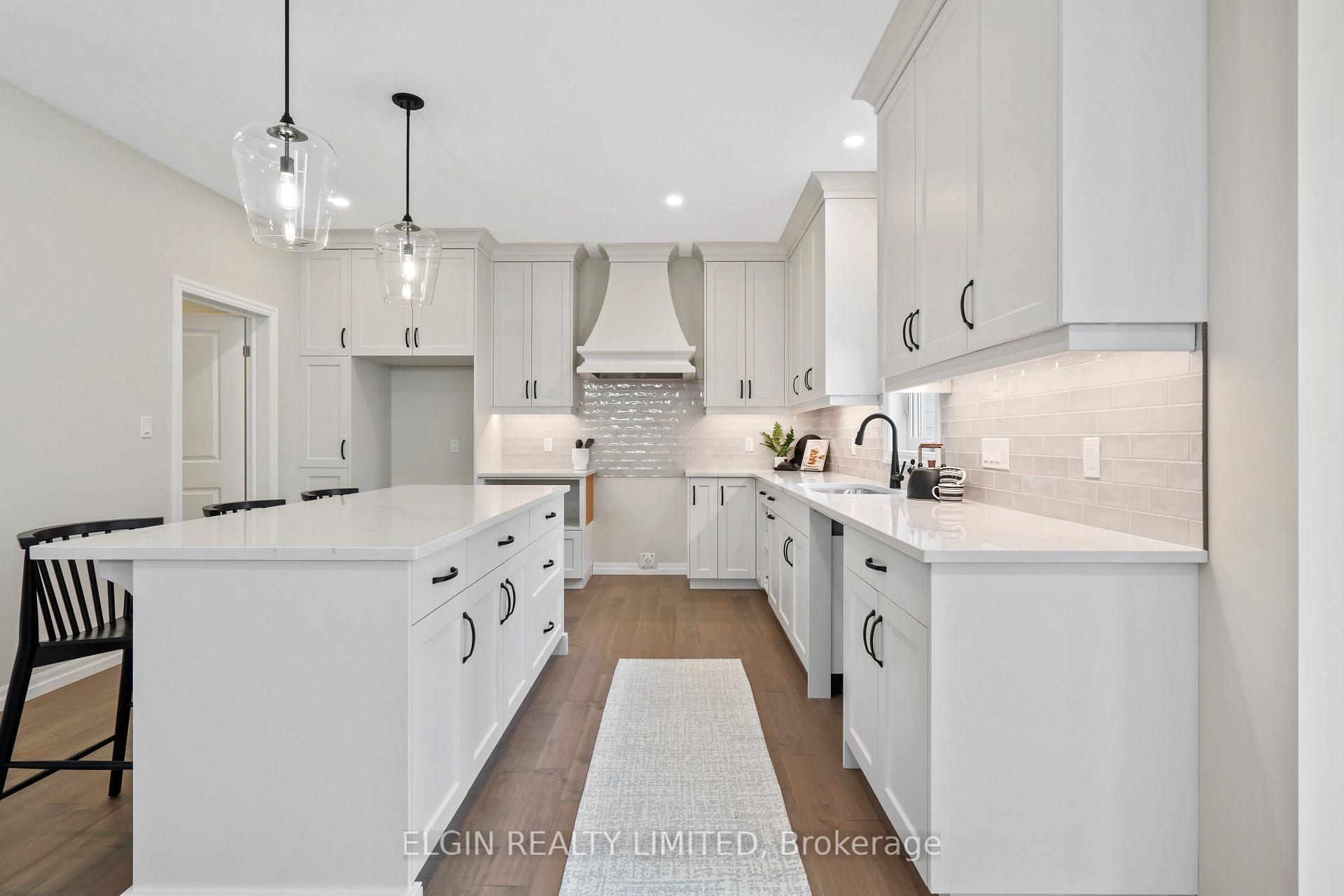 Photo 15 of 39 Dunning Way, St. Thomas — HOMEH