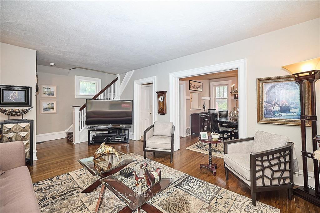 Photo 25 of 676 Niagara Street, St. Catharines, Bunting/Linwell — HOMEH