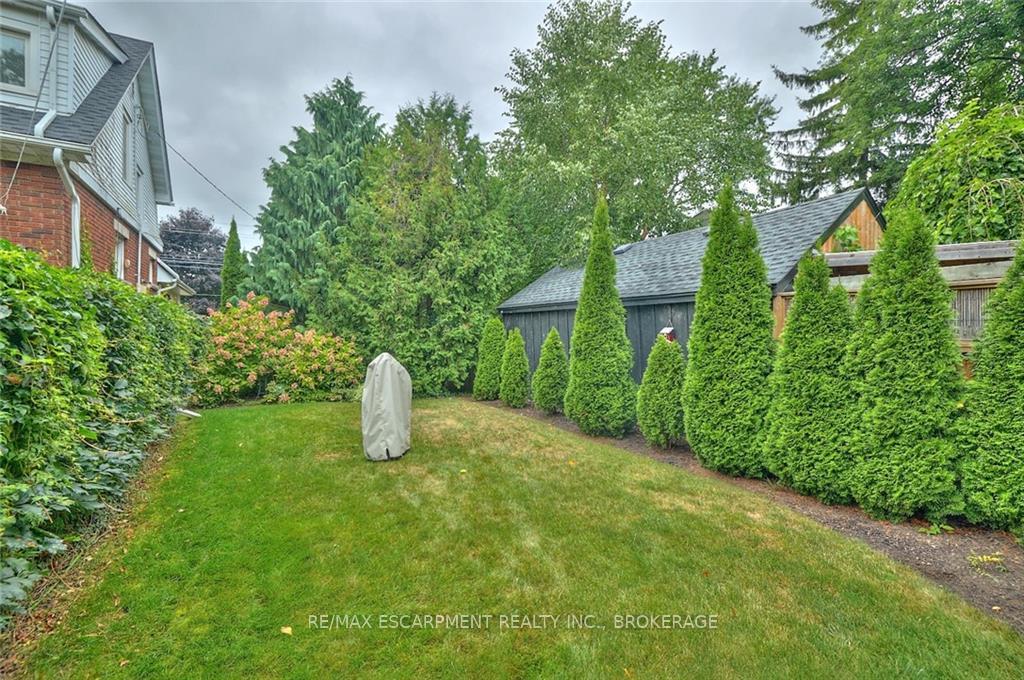 Photo 37 of 676 Niagara Street, St. Catharines, Bunting/Linwell — HOMEH