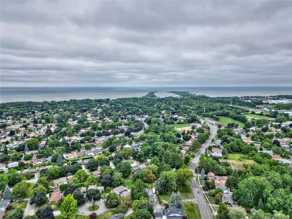 Photo 42 of 676 Niagara Street, St. Catharines, Bunting/Linwell — HOMEH