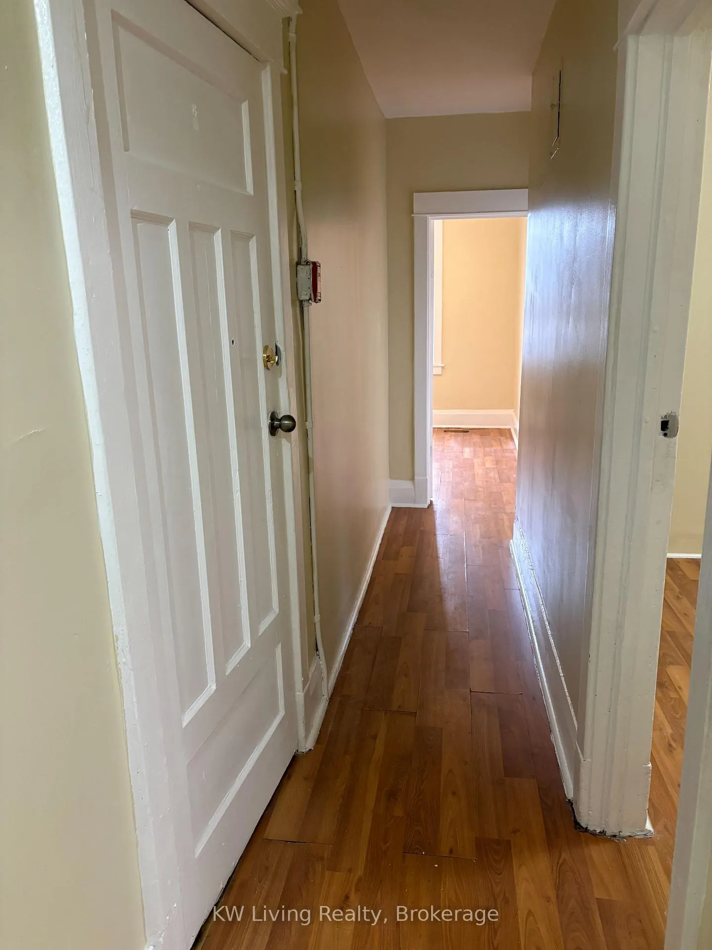 Photo 2 of Unit 2/F, 1355 Danforth Avenue, Toronto, Danforth — HOMEH