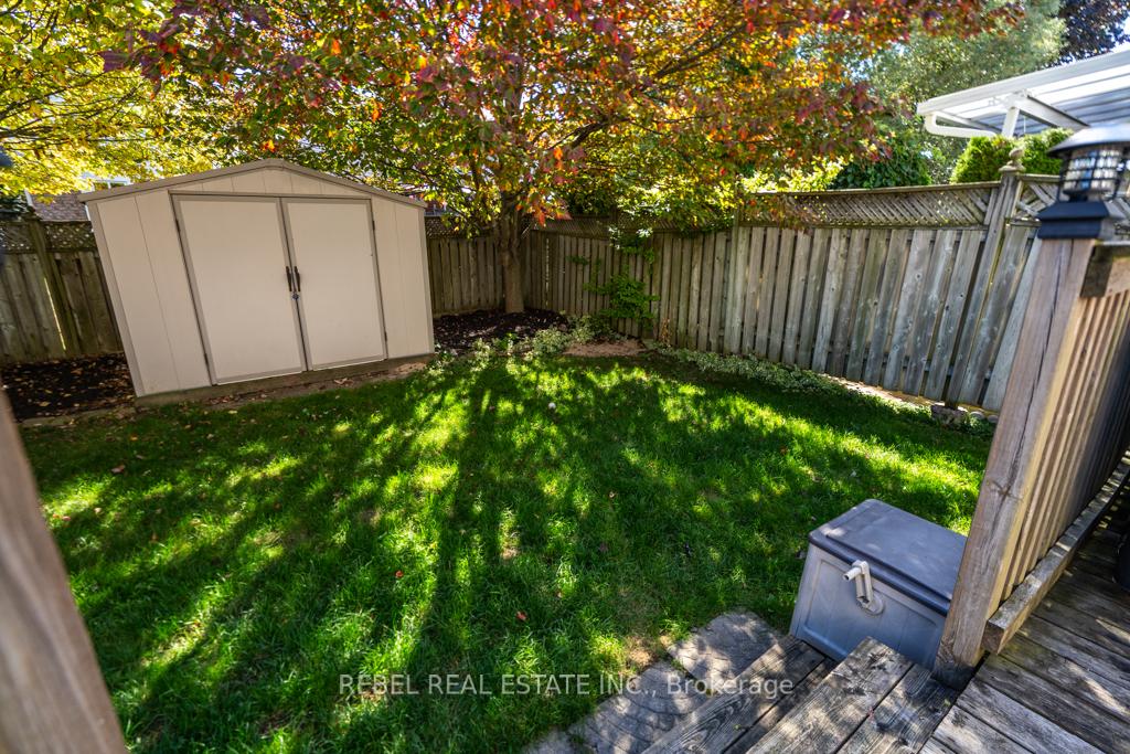 Photo 36 of 15 John Walter Crescent, Clarington, Courtice — HOMEH