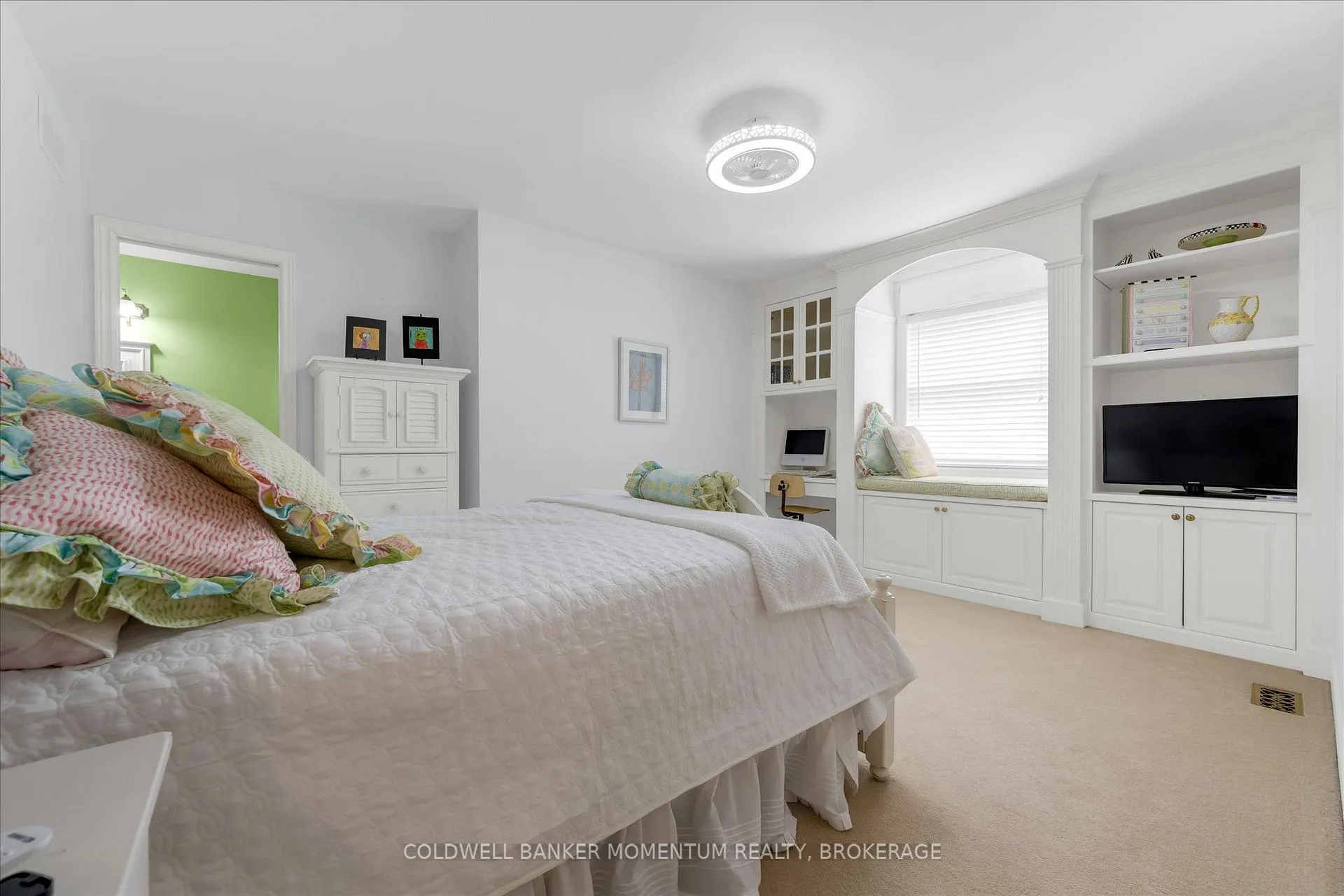 Photo 22 of 42 Sculler's Way, St. Catharines, Martindale Pond — HOMEH