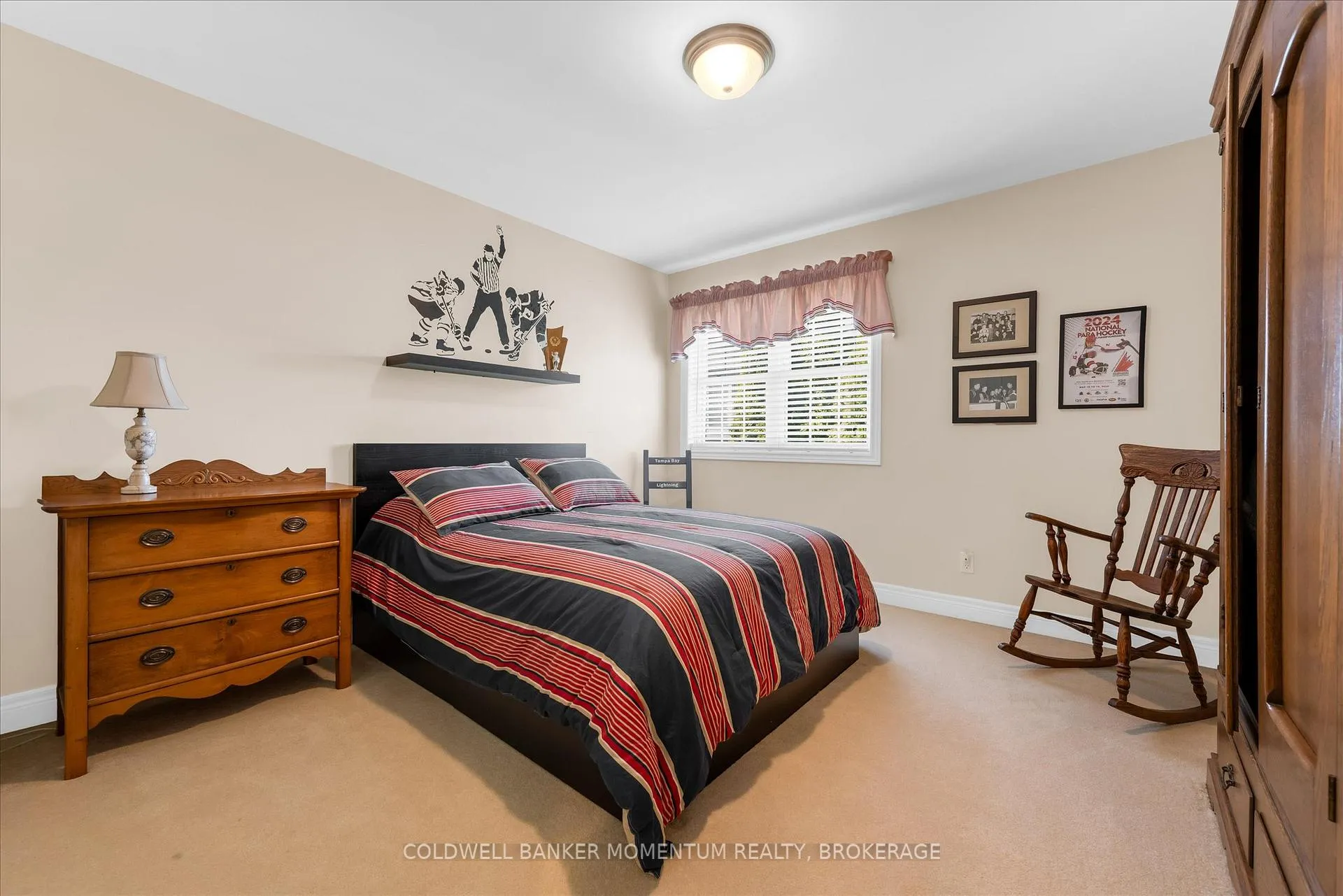 Photo 28 of 42 Sculler's Way, St. Catharines, Martindale Pond — HOMEH