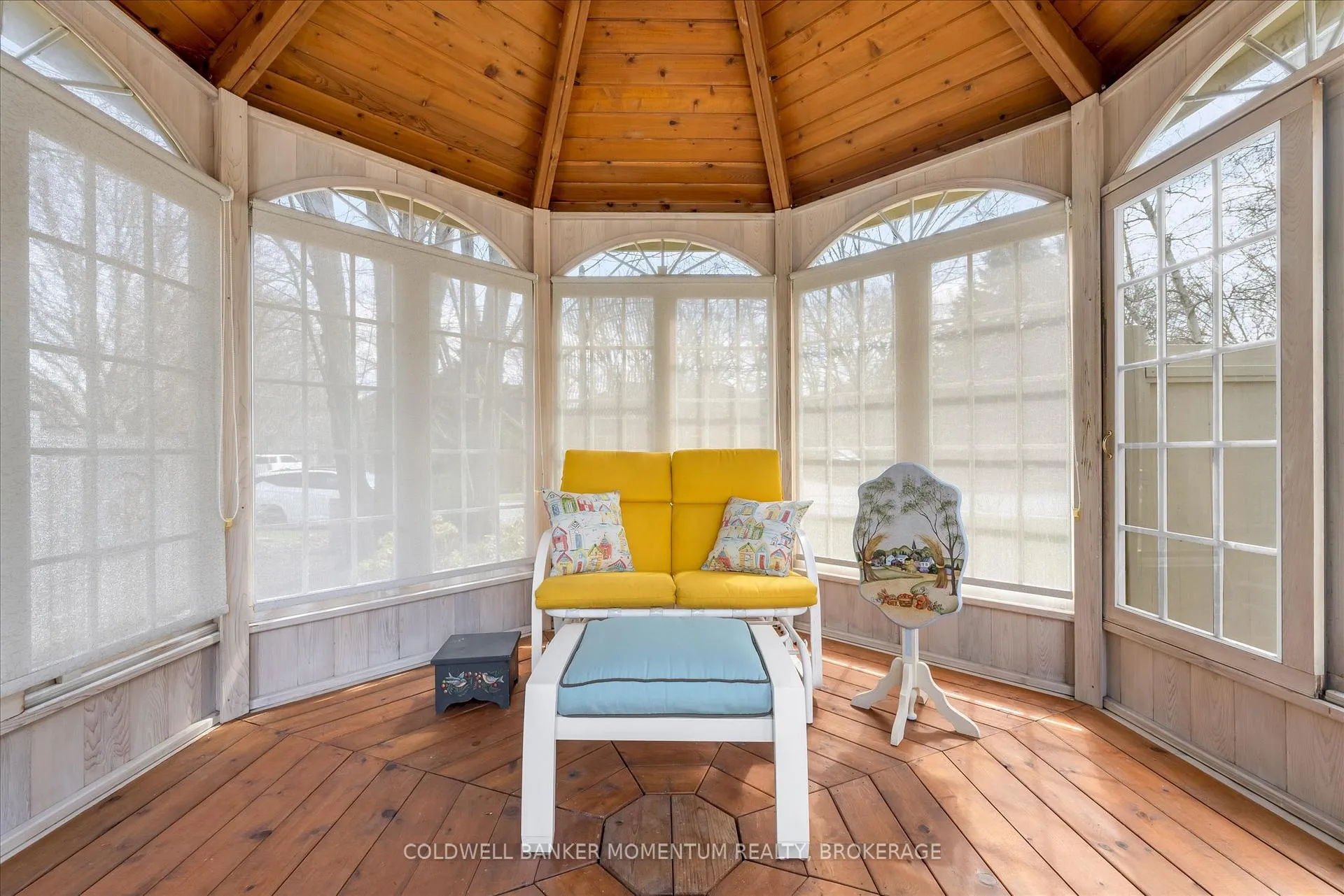Photo 38 of 42 Sculler's Way, St. Catharines, Martindale Pond — HOMEH