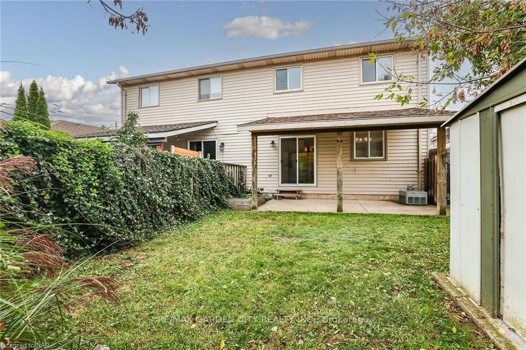 Photo 29 of 12 Hillview Road N, St. Catharines, Western Hill — HOMEH
