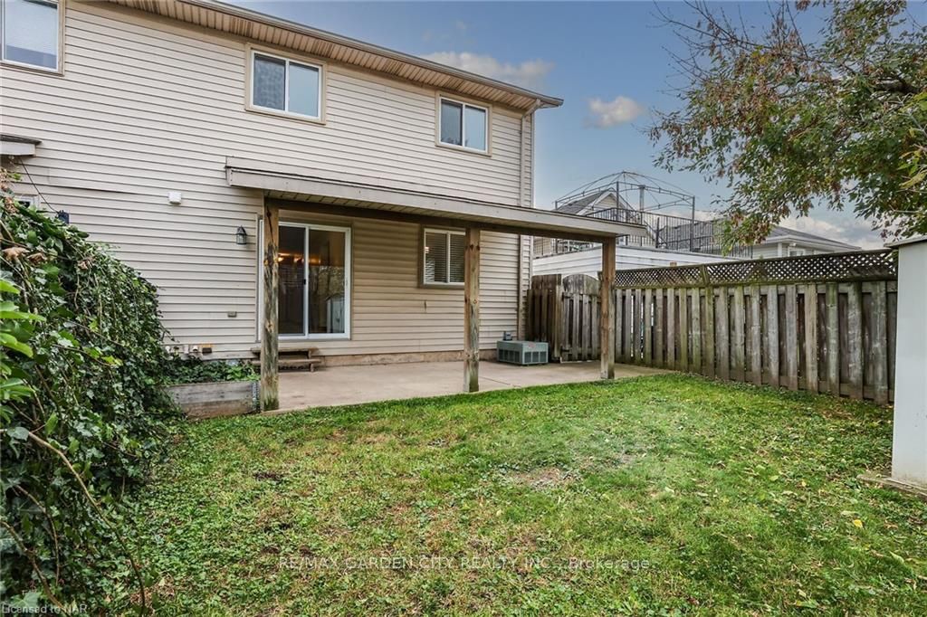 Photo 30 of 12 Hillview Road N, St. Catharines, Western Hill — HOMEH