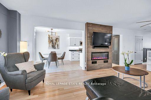 Photo 9 of 250 Fall Fair Way, Hamilton, Binbrook — HOMEH